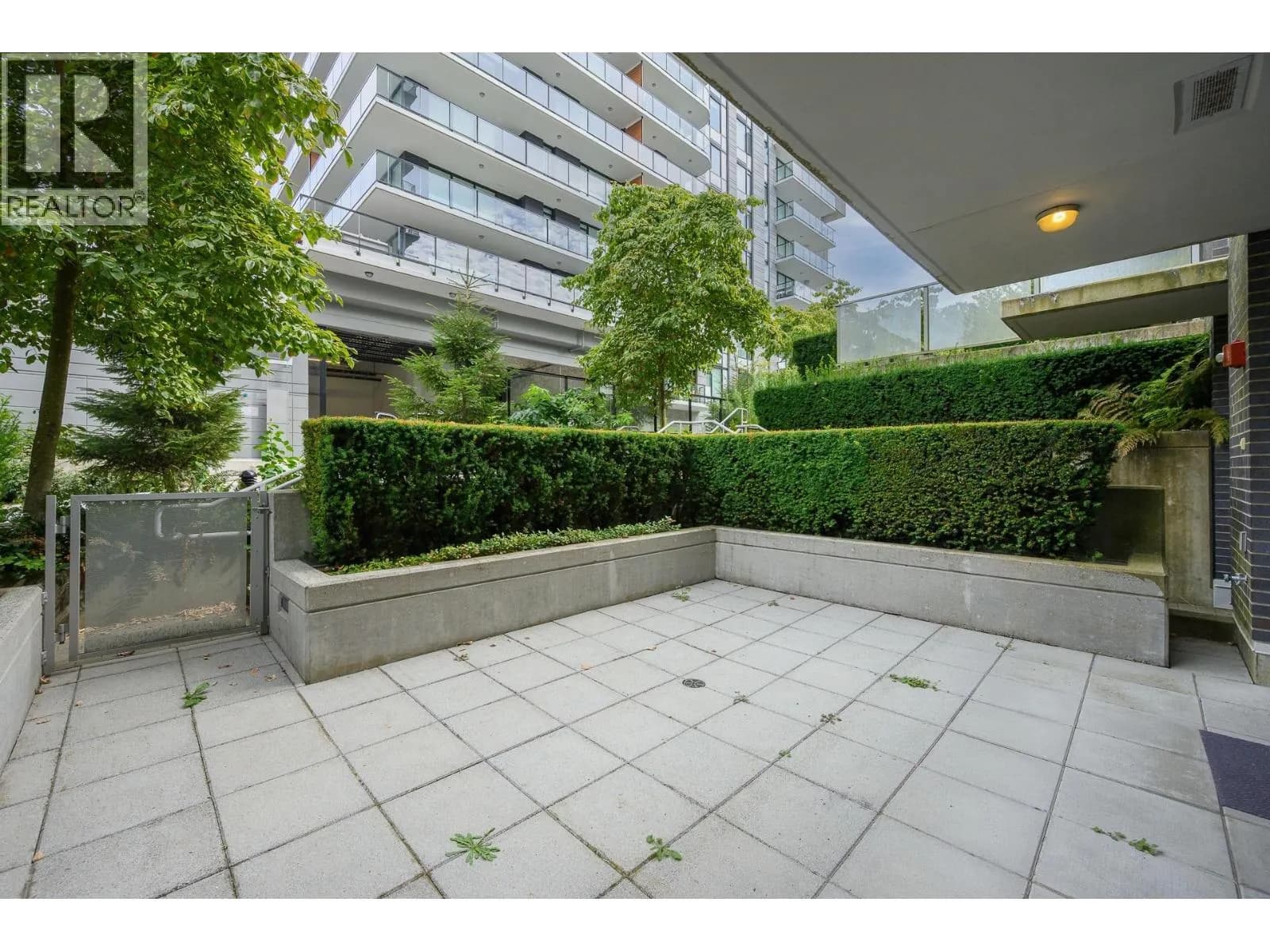 #110 9025 HIGHLAND COURT, Burnaby, BC photo 3