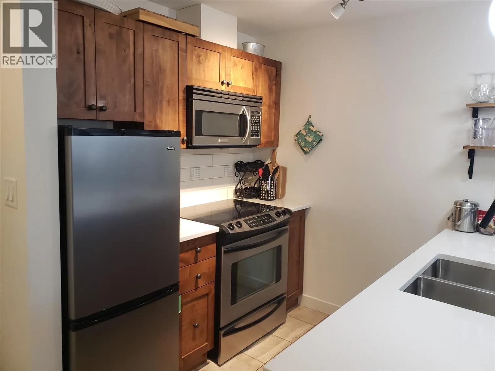 #329 4200 LAKESHORE Drive, Osoyoos, BC photo 4