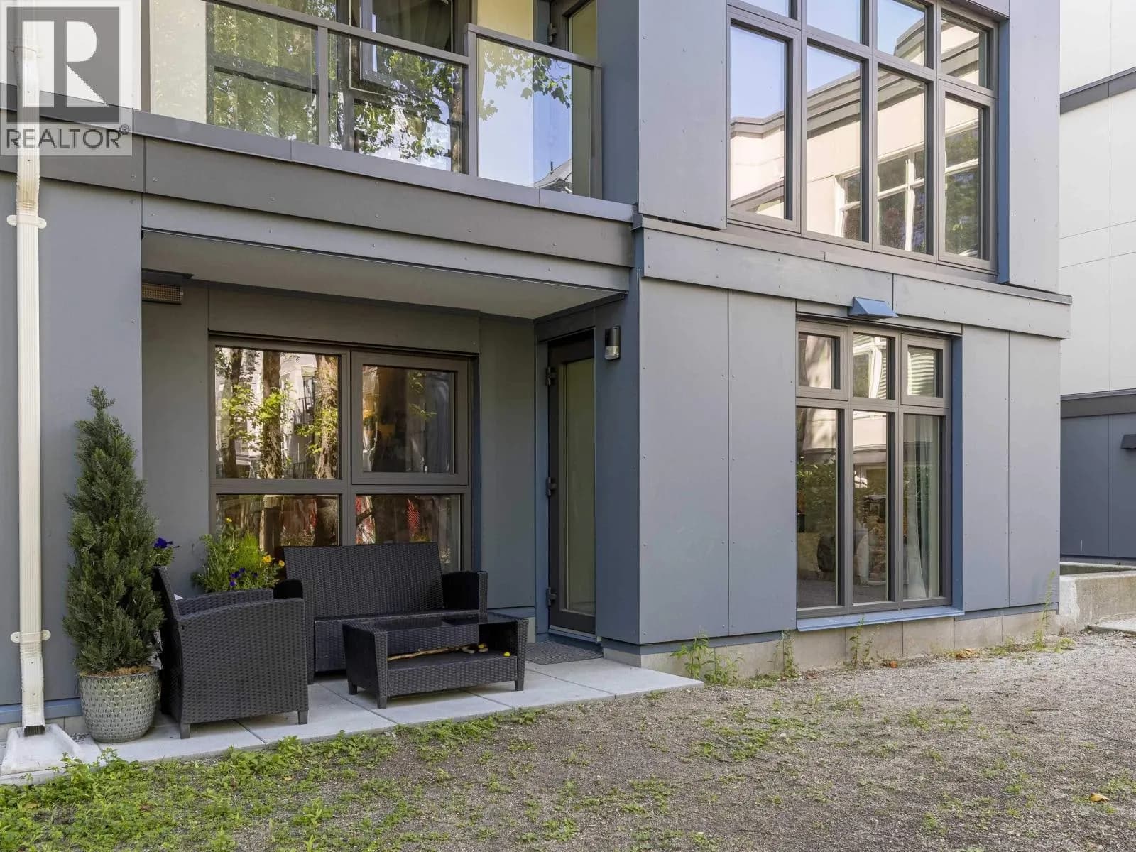 #102 2528 E BROADWAY, Vancouver, BC photo 4