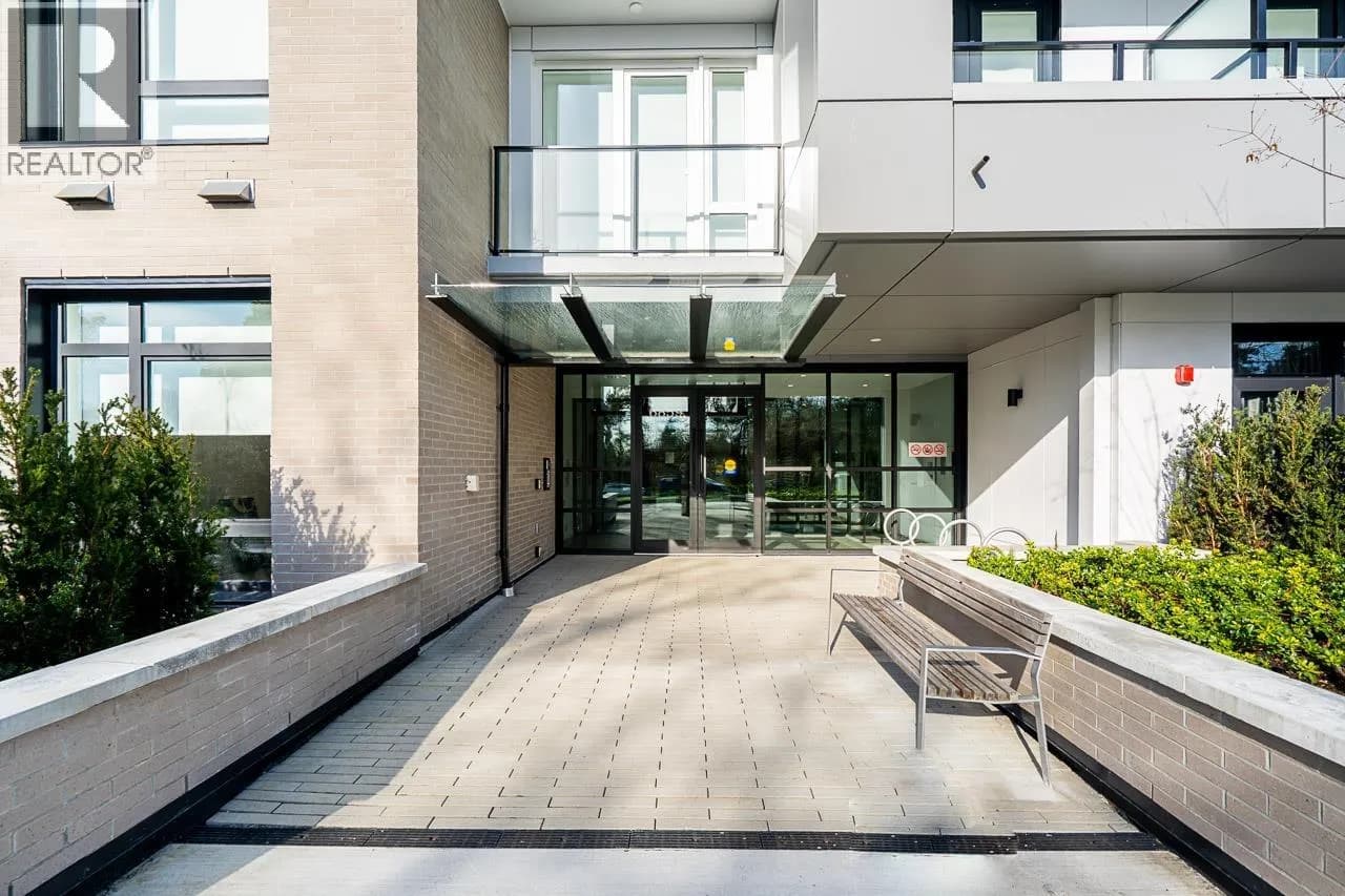 #105 6859 CAMBIE STREET, Vancouver, BC photo 3