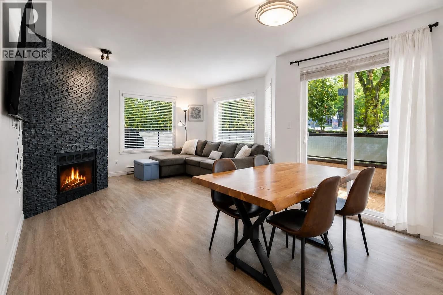 175 W 4TH STREET, North Vancouver