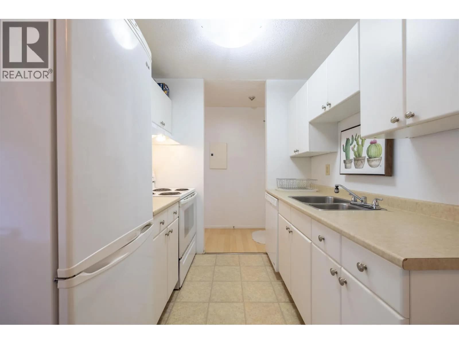 #203 1195 PIPELINE ROAD, Coquitlam, BC photo 3