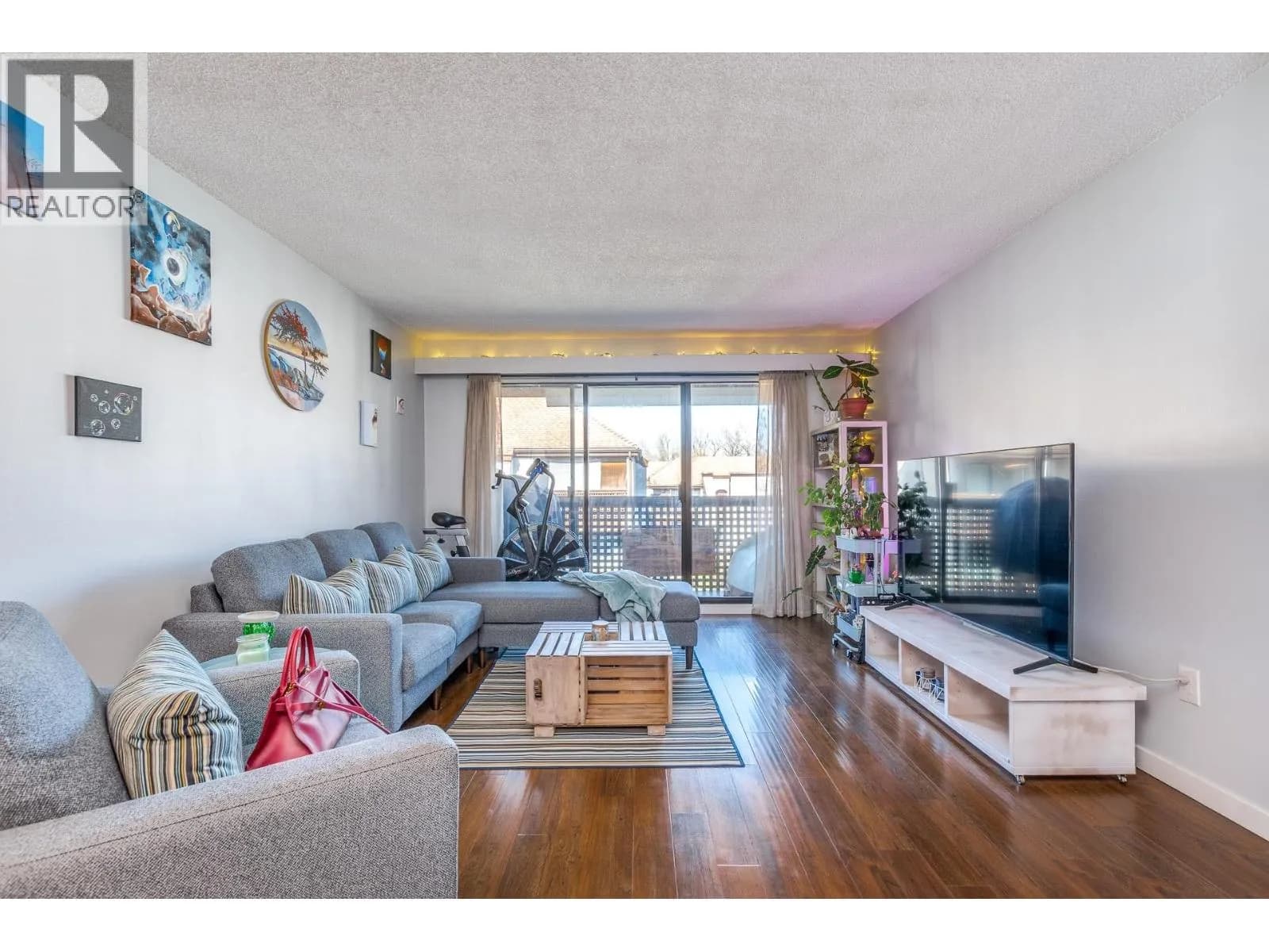 365 GINGER DRIVE, New Westminster