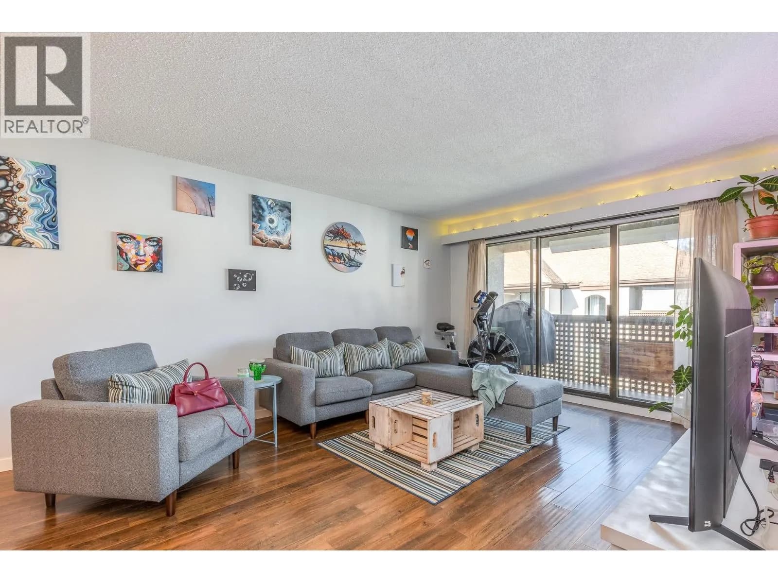#415 365 GINGER DRIVE, New Westminster, BC photo 2