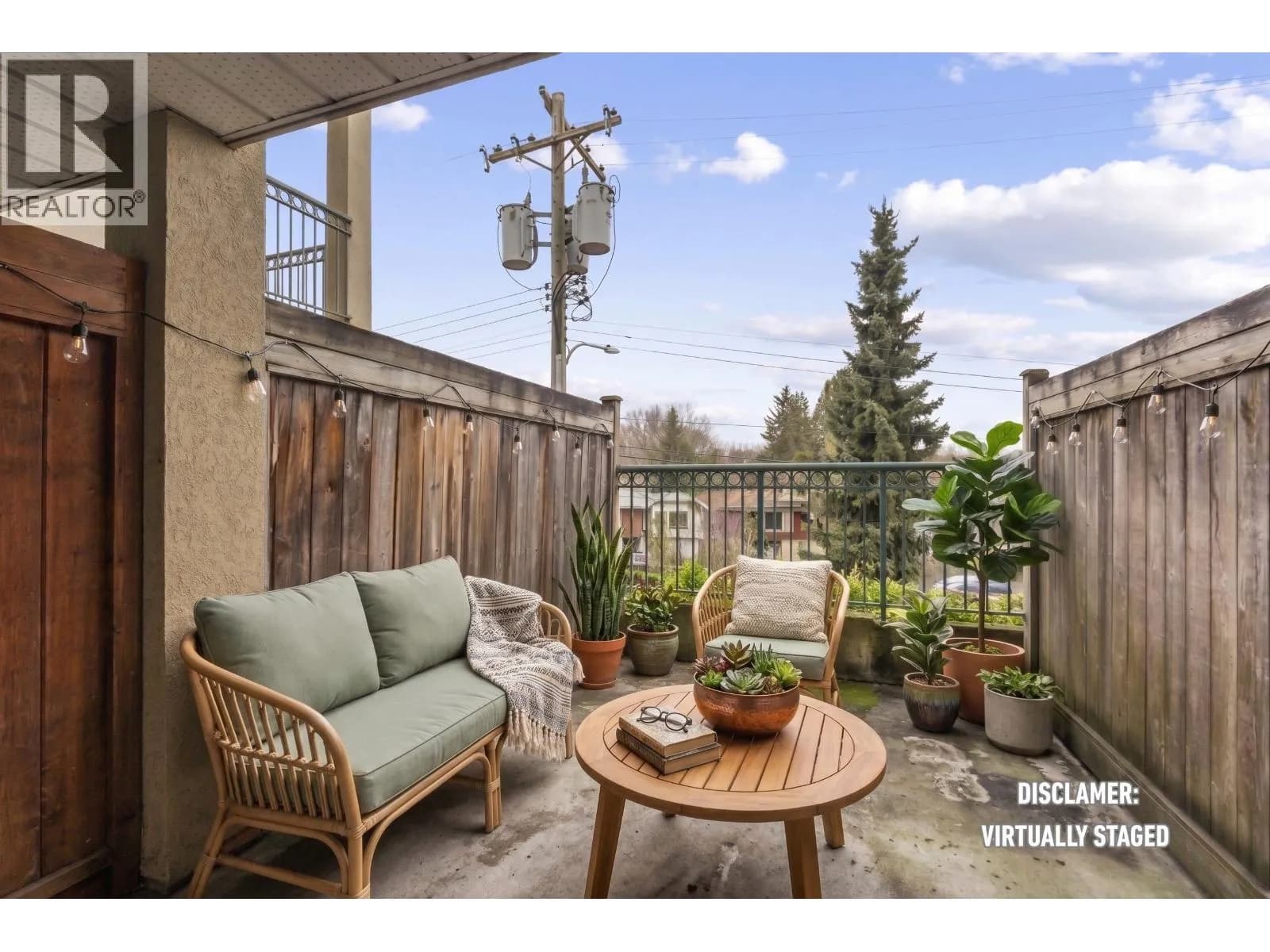 868 KINGSWAY, Vancouver