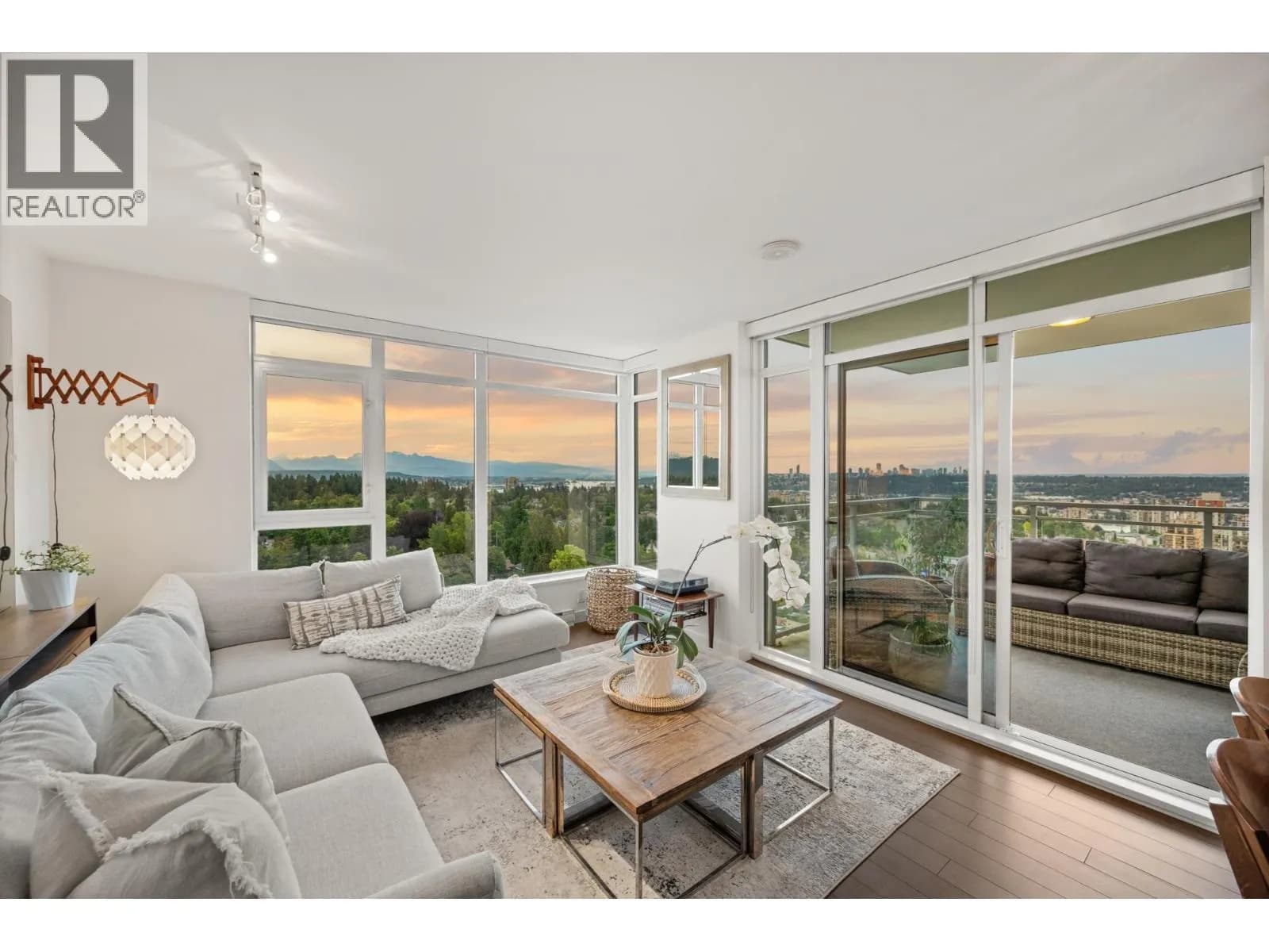 608 BELMONT STREET, New Westminster