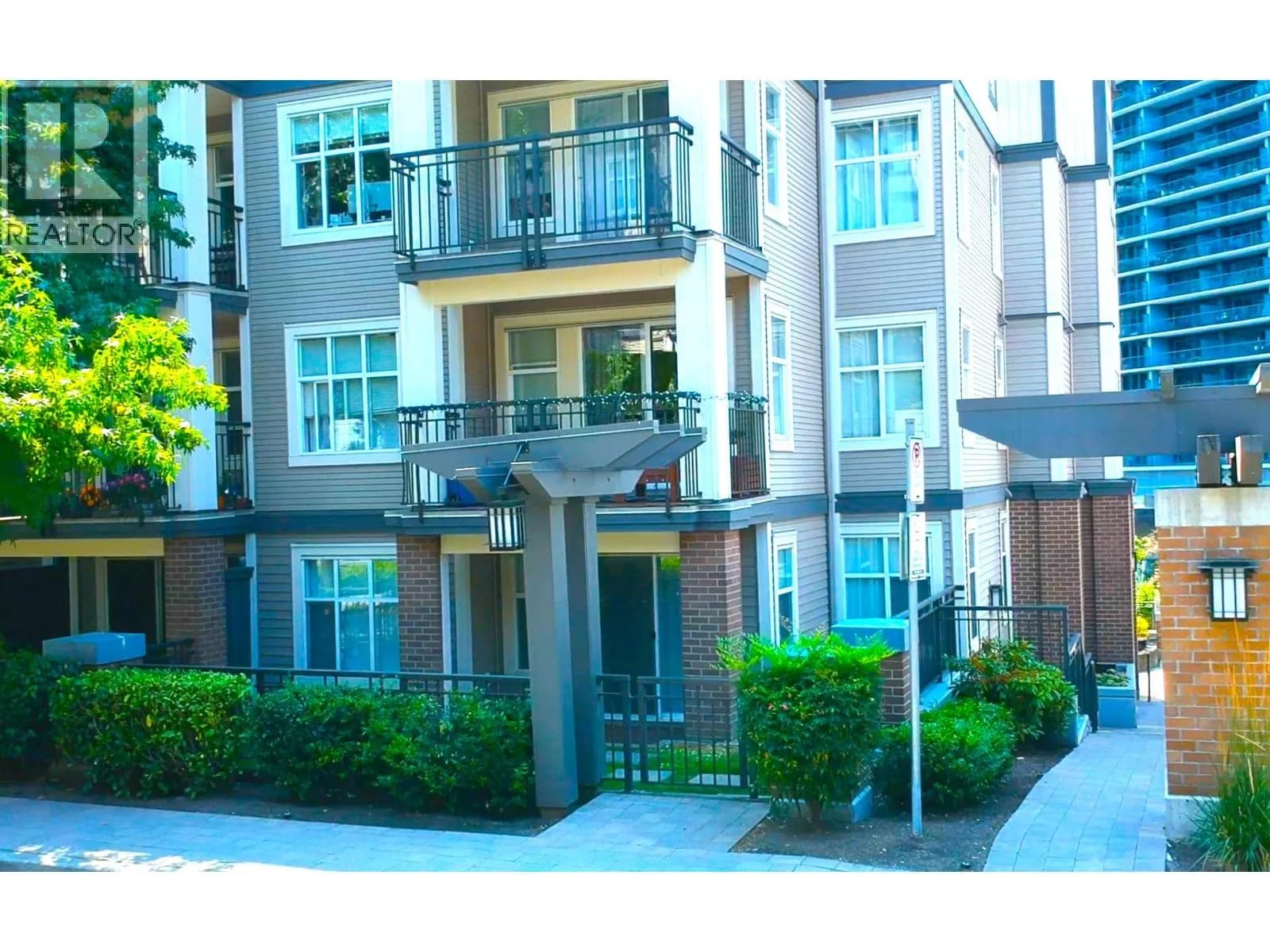 4788 BRENTWOOD DRIVE, Burnaby