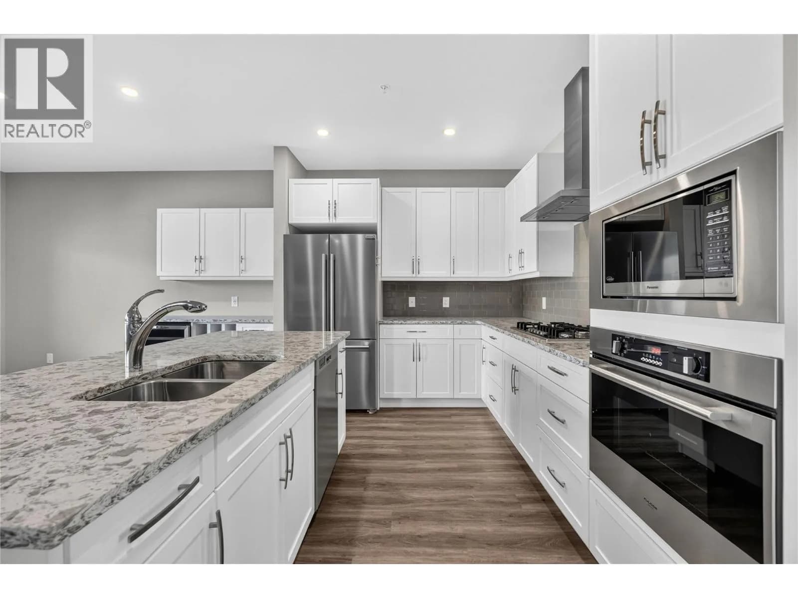 #422 400 Vista Park, Penticton, BC photo 4
