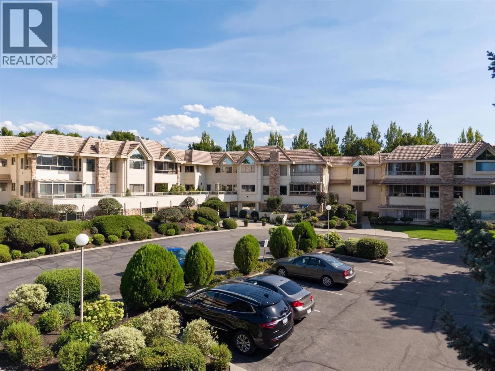 #101 3335 Richter Street, Kelowna, BC photo 4