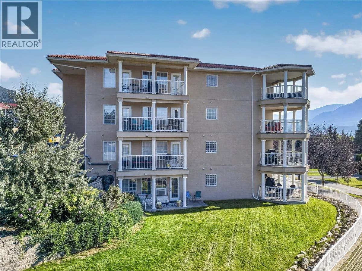 #4004B 5052 Riverview Road, Fairmont Hot Springs, BC photo 1