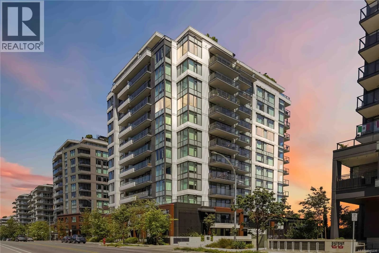 363 Tyee Rd, Victoria