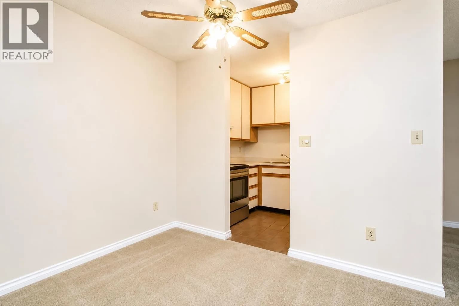 #203 1775 W 10TH AVENUE, Vancouver, BC photo 4