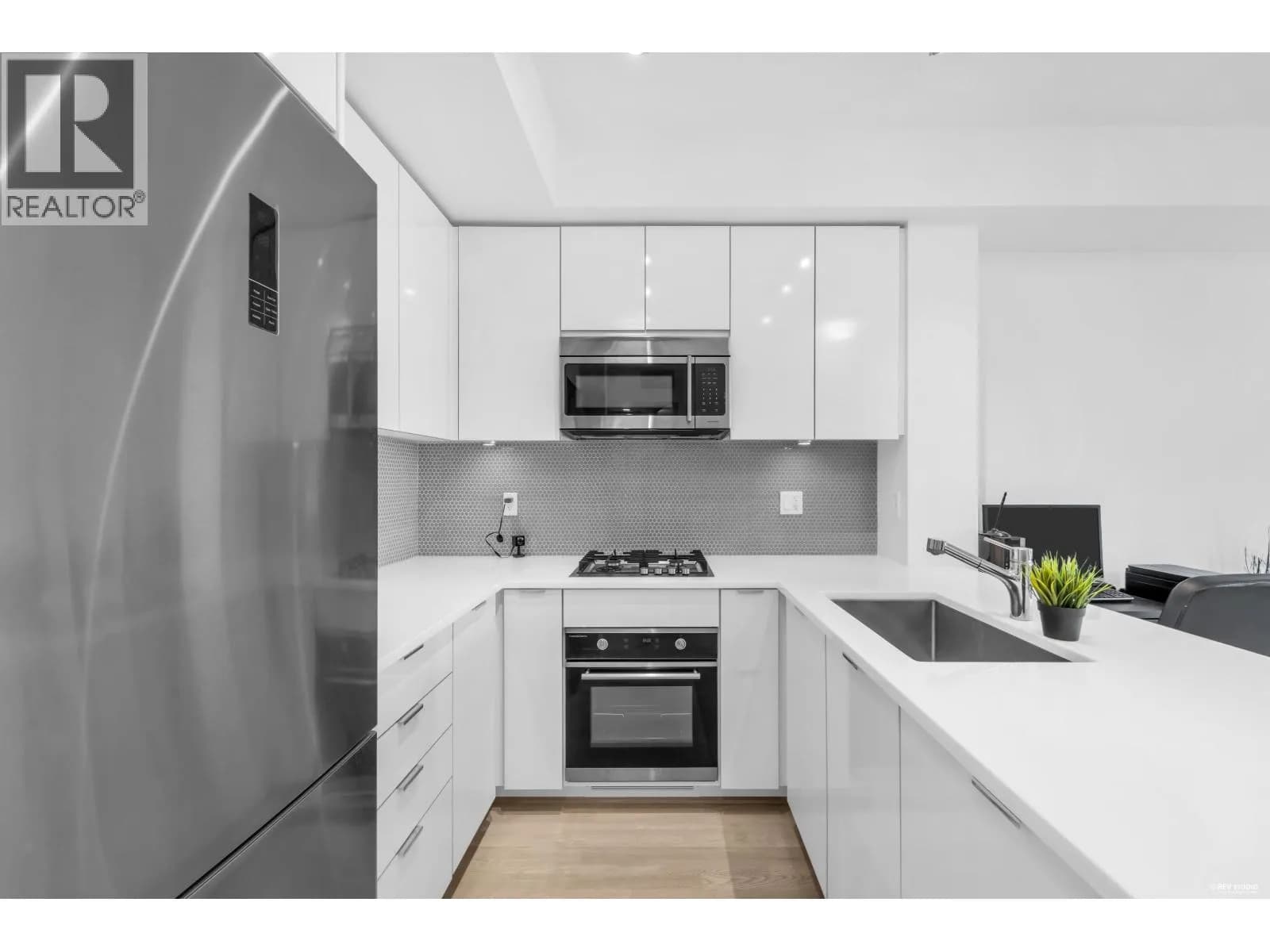 #509 10011 RIVER DRIVE, Richmond, BC photo 3