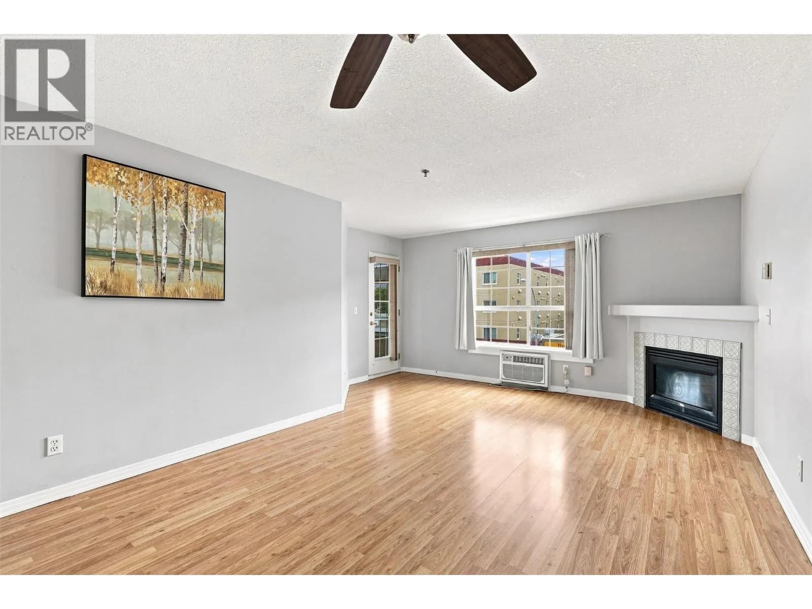 #318 554 Seymour Street, Kamloops, BC photo 3