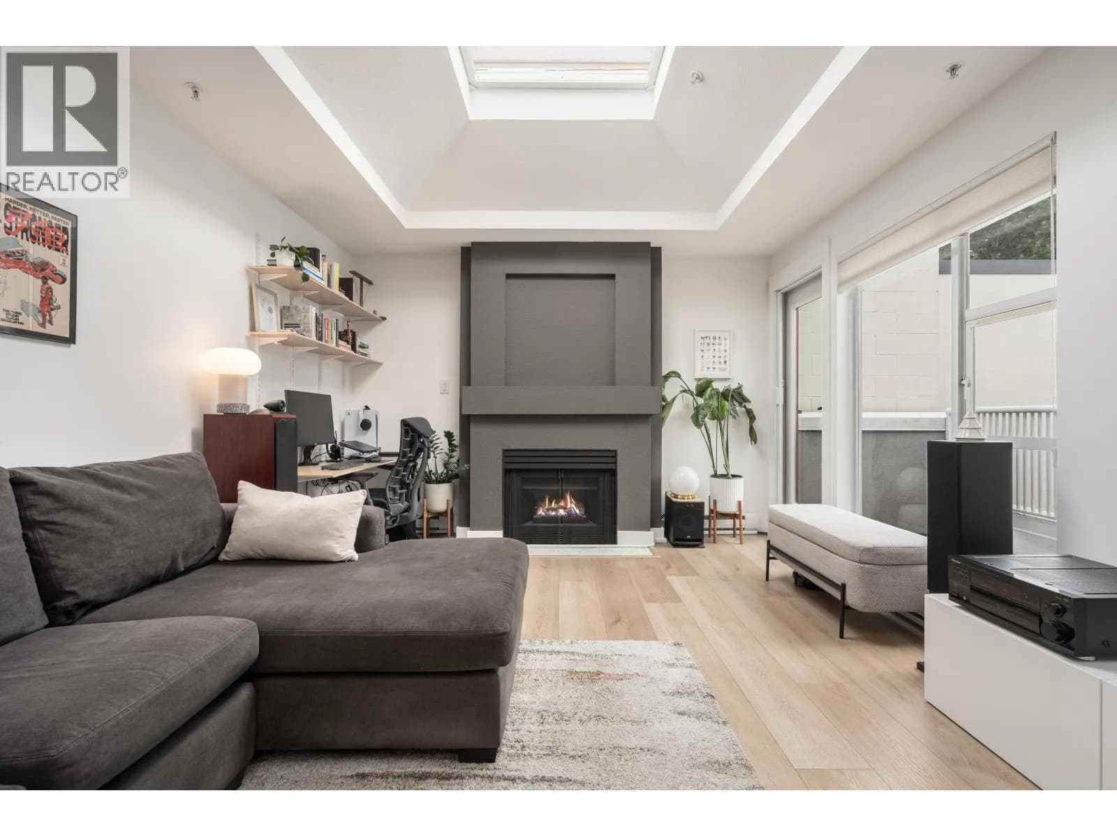1333 W 7TH AVENUE, Vancouver