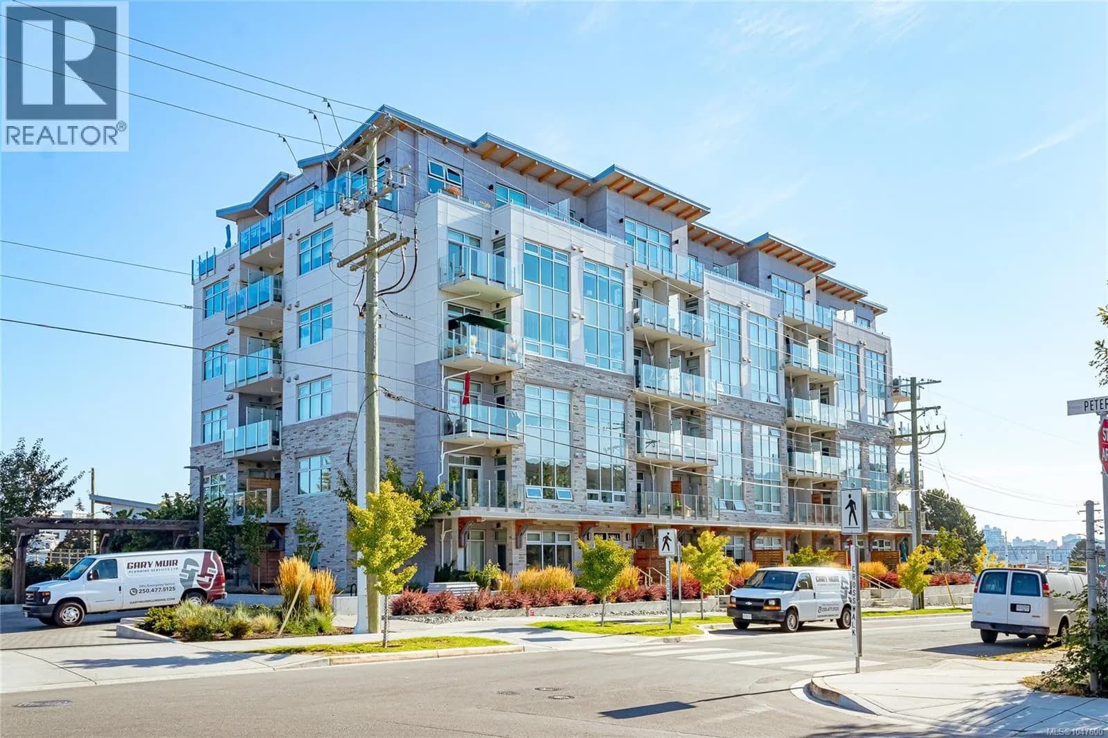 916 Lyall St, Esquimalt