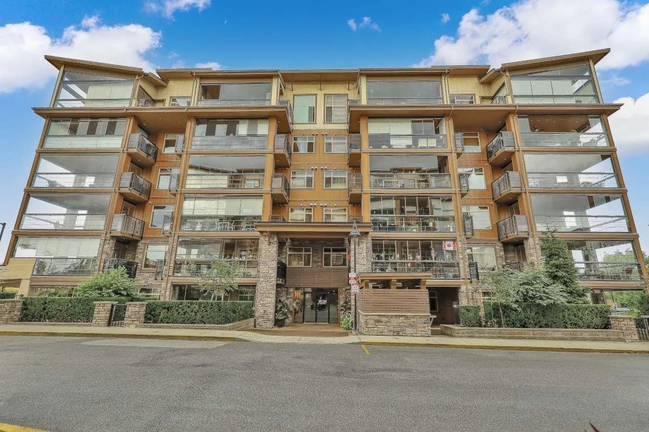 20716 WILLOUGHBY TOWN CENTRE DRIVE, Langley