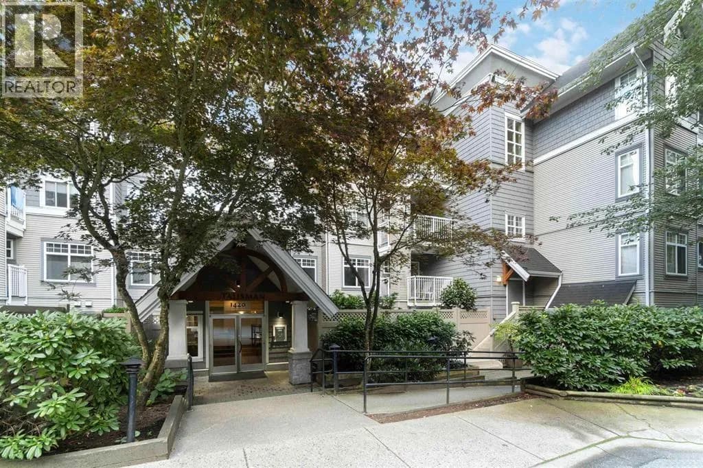 1420 PARKWAY BOULEVARD, Coquitlam