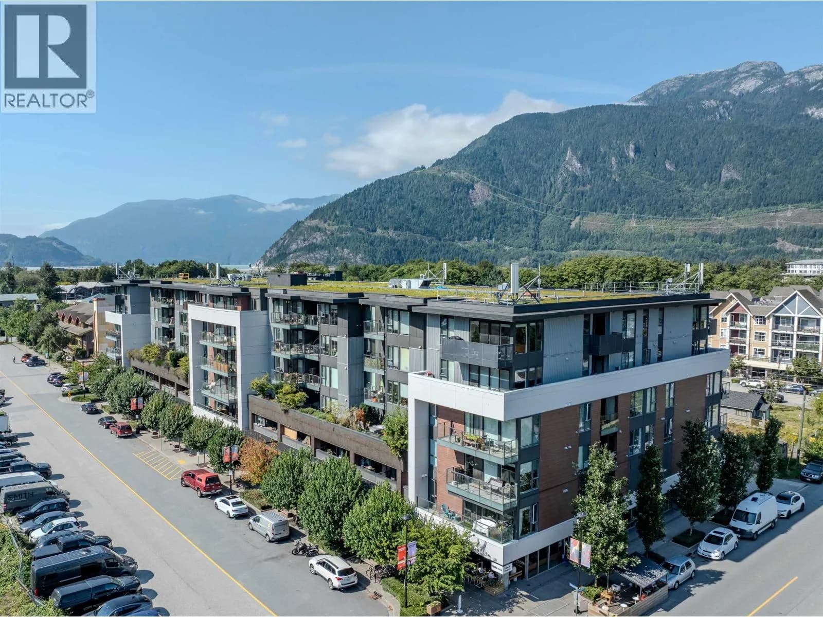 37881 CLEVELAND AVENUE, Squamish