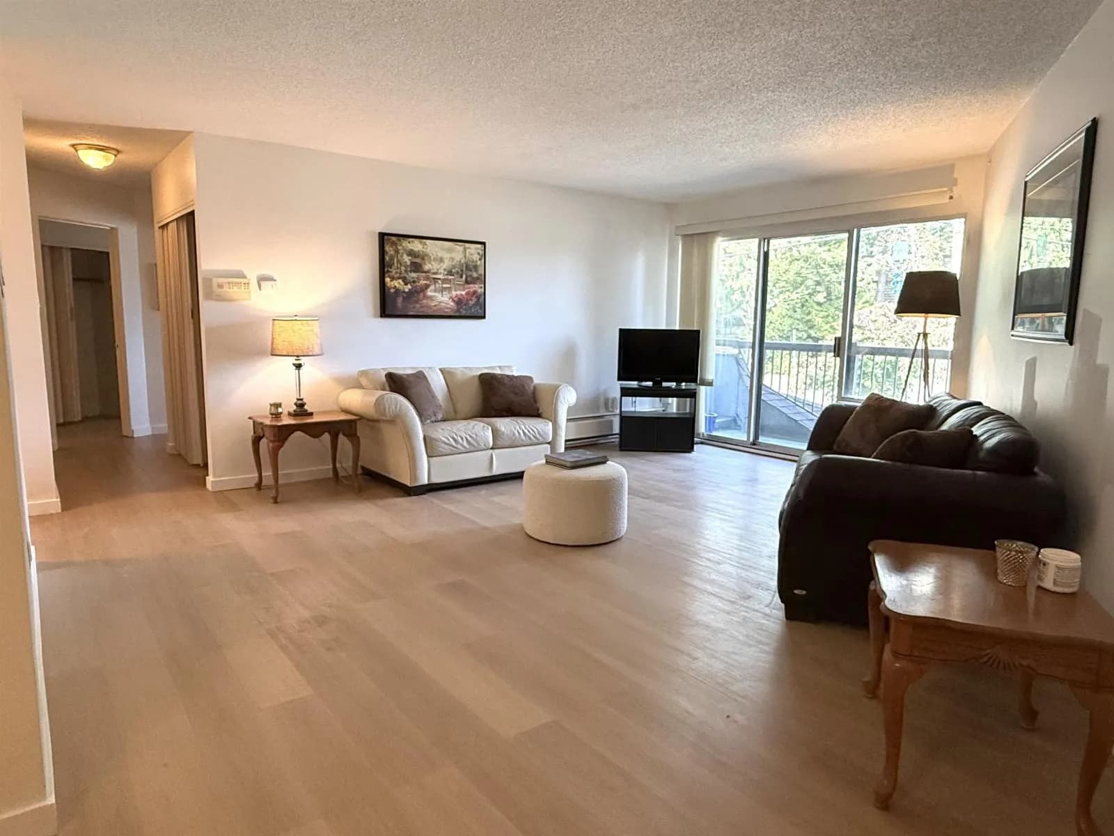 15020 NORTH BLUFF ROAD, White Rock