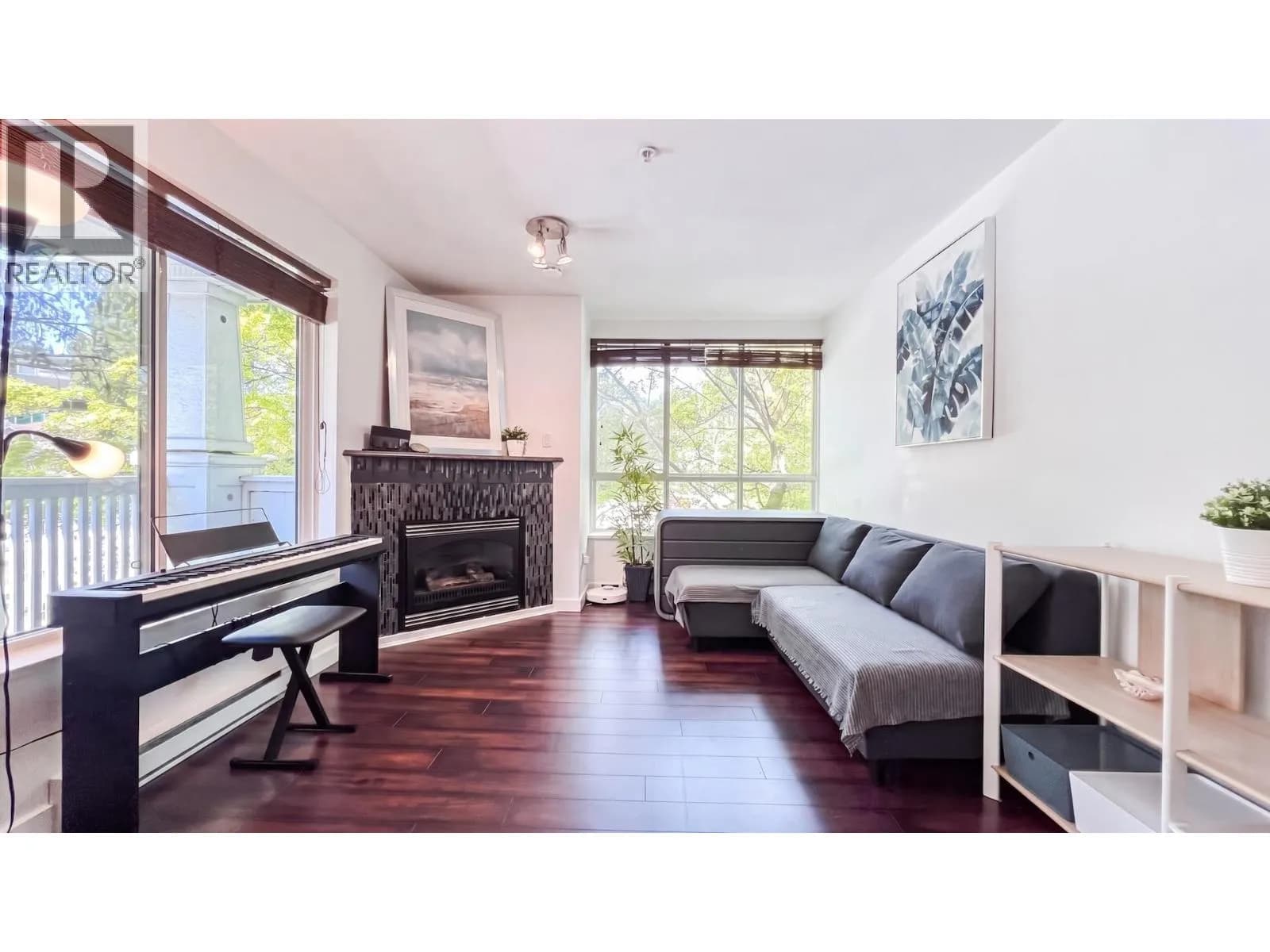 1111 LYNN VALLEY ROAD, North Vancouver