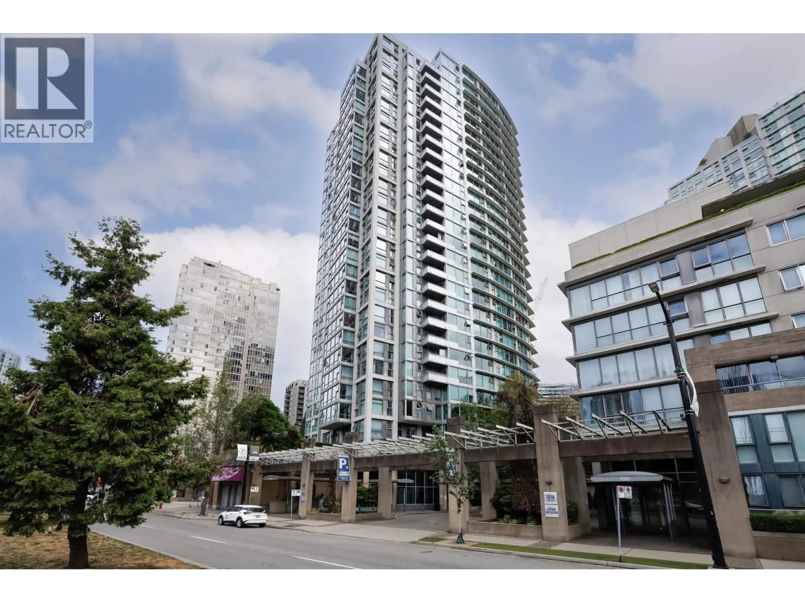 1008 CAMBIE STREET, Vancouver