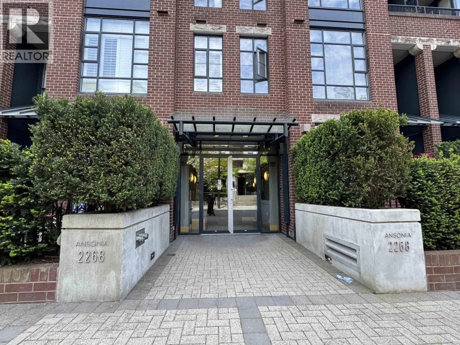 2268 REDBUD LANE, Vancouver