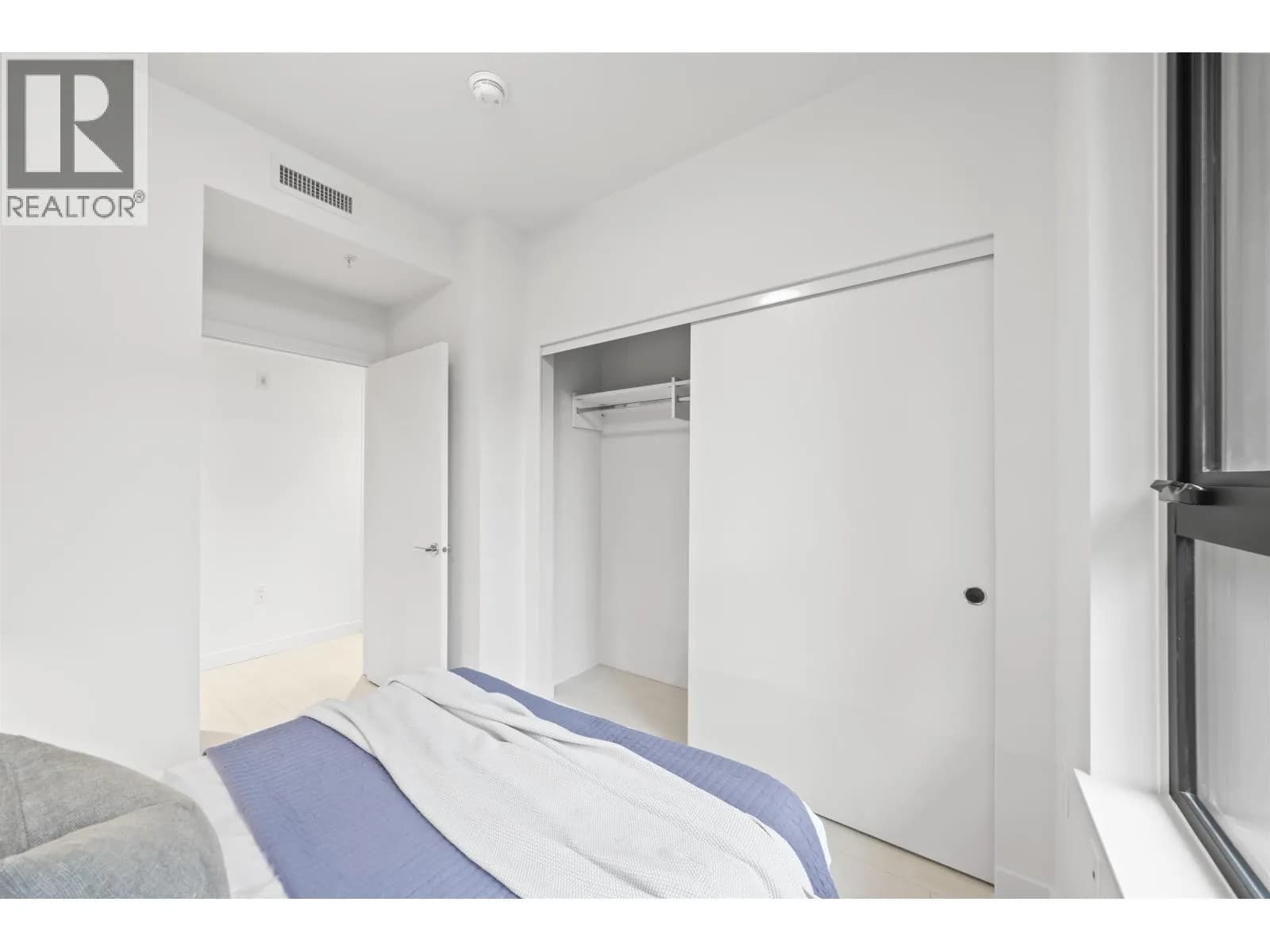 #111 4928 QUEBEC STREET, Vancouver, BC photo 4