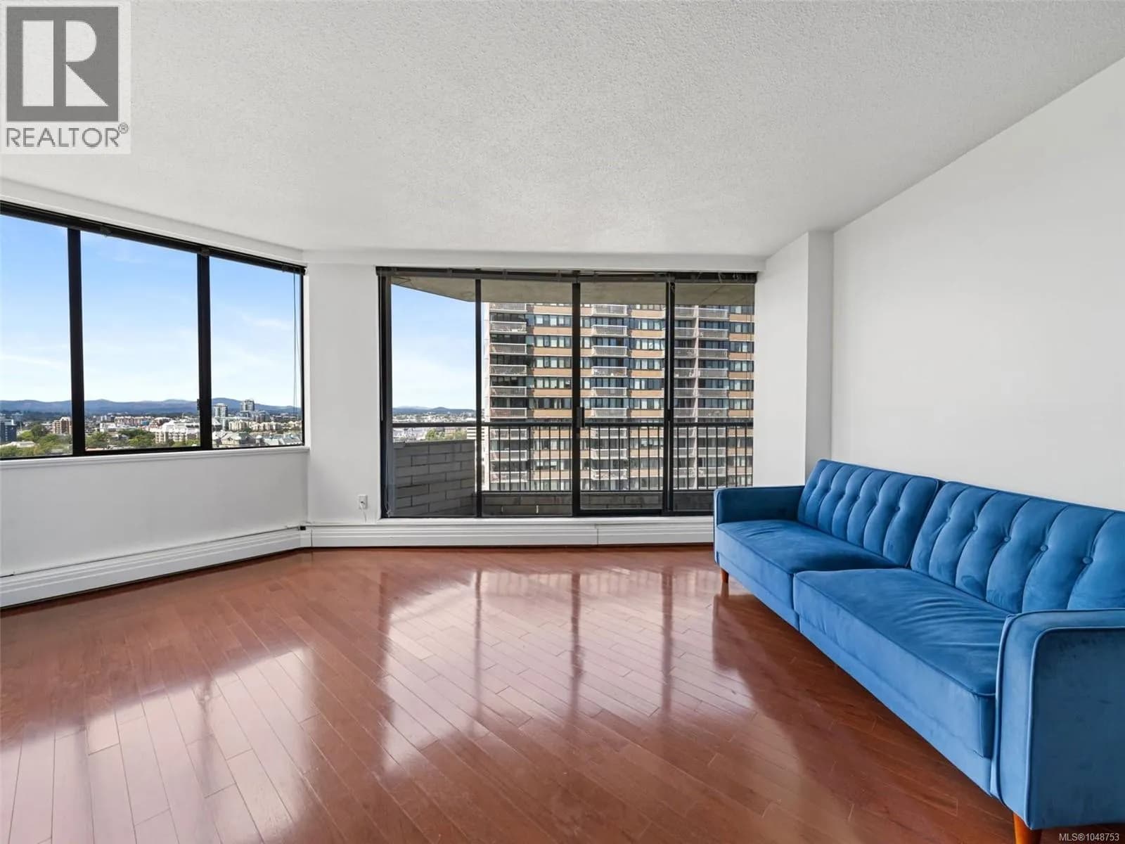 #1505 620 Toronto St, Victoria, BC photo 3