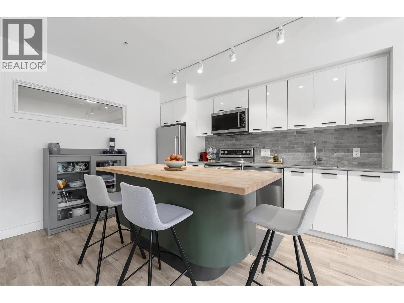 #509 38013 THIRD AVENUE, Squamish, BC photo 4