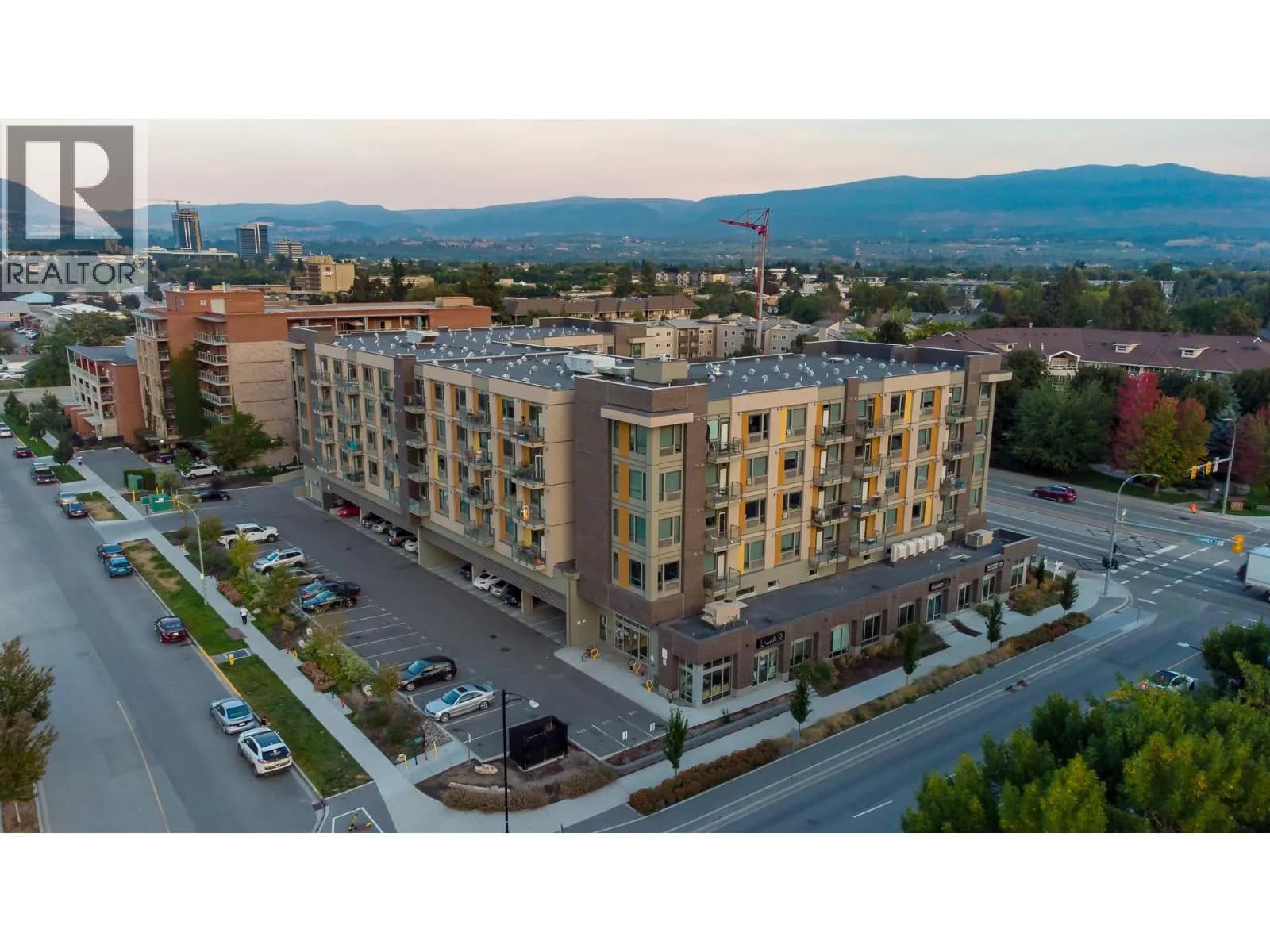 #618 925 Leon Avenue, Kelowna, BC photo 1