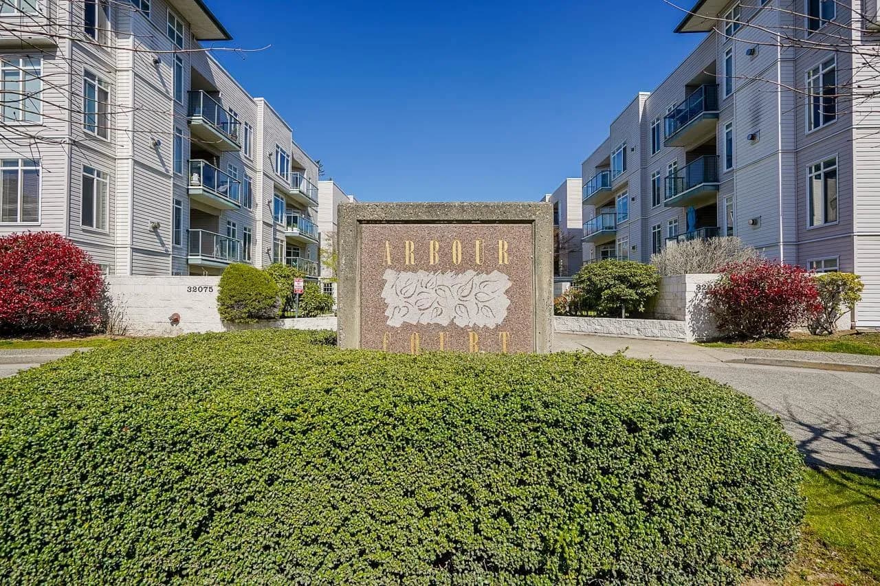#208 32075 GEORGE FERGUSON WAY, Abbotsford, BC photo 2