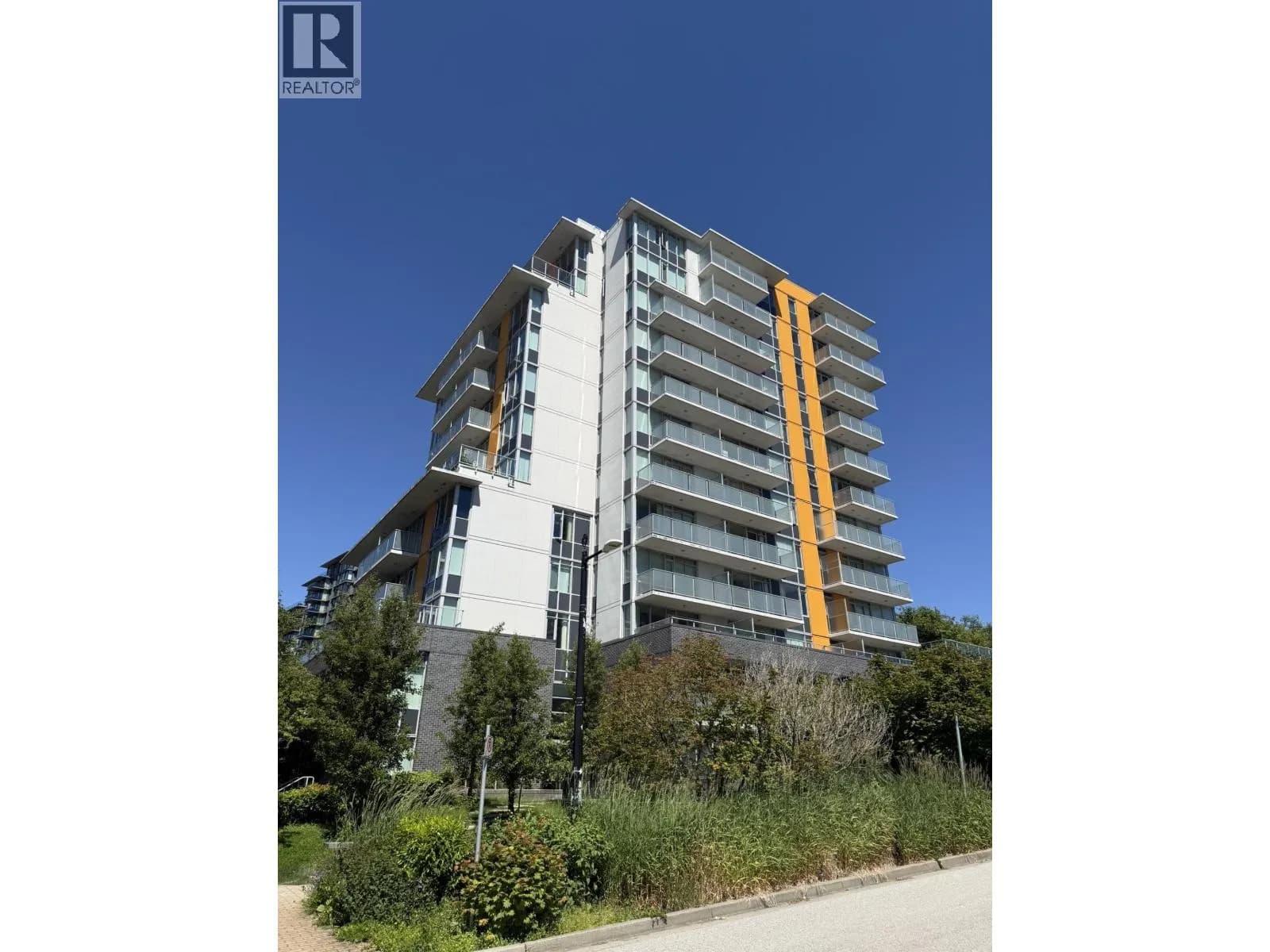 9025 HIGHLAND COURT, Burnaby