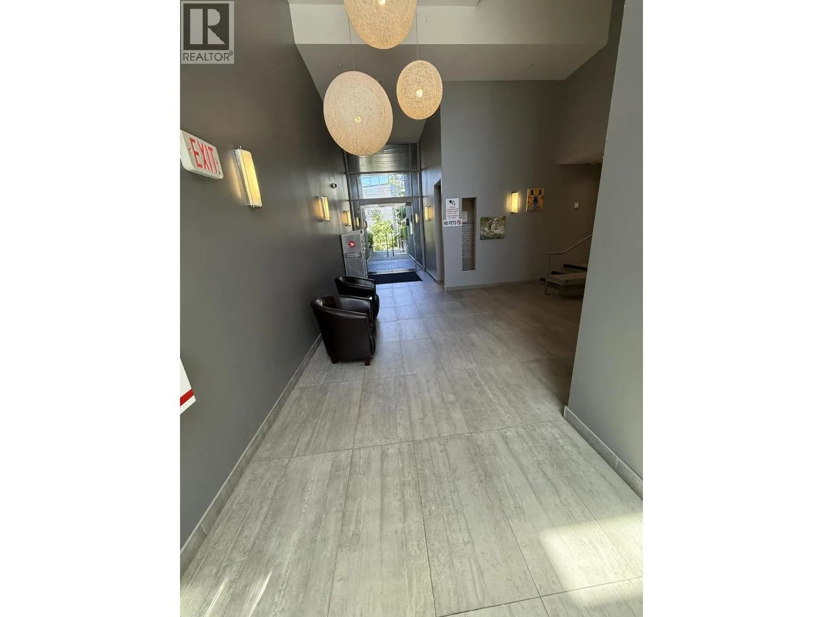 #507 9025 HIGHLAND COURT, Burnaby, BC photo 2