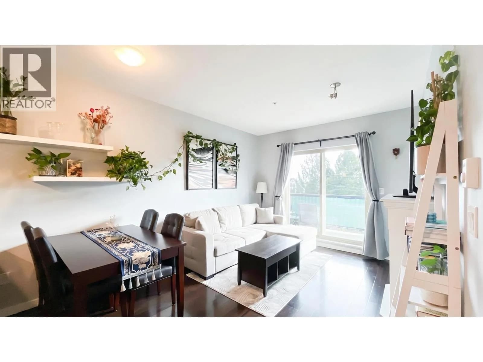 #308 22290 NORTH AVENUE, Maple Ridge, BC photo 2