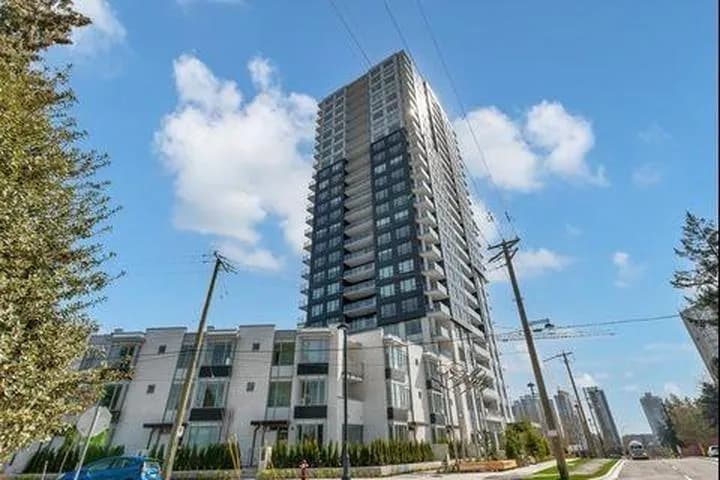#2007 13359 OLD YALE ROAD, Surrey, BC photo 1