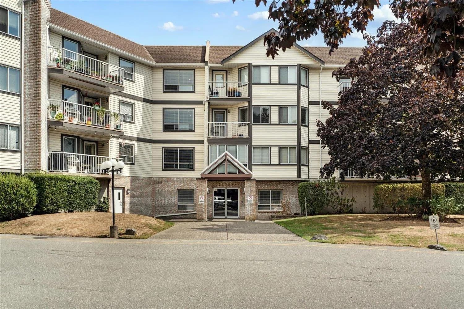 5710 201 STREET, Langley