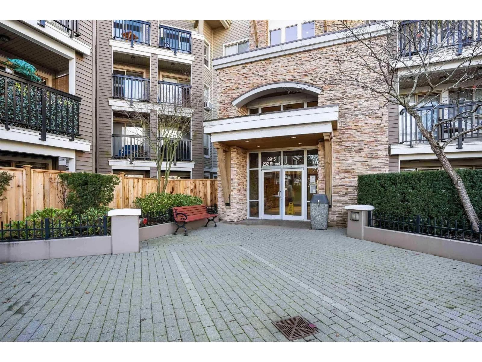 8915 202 STREET, Langley