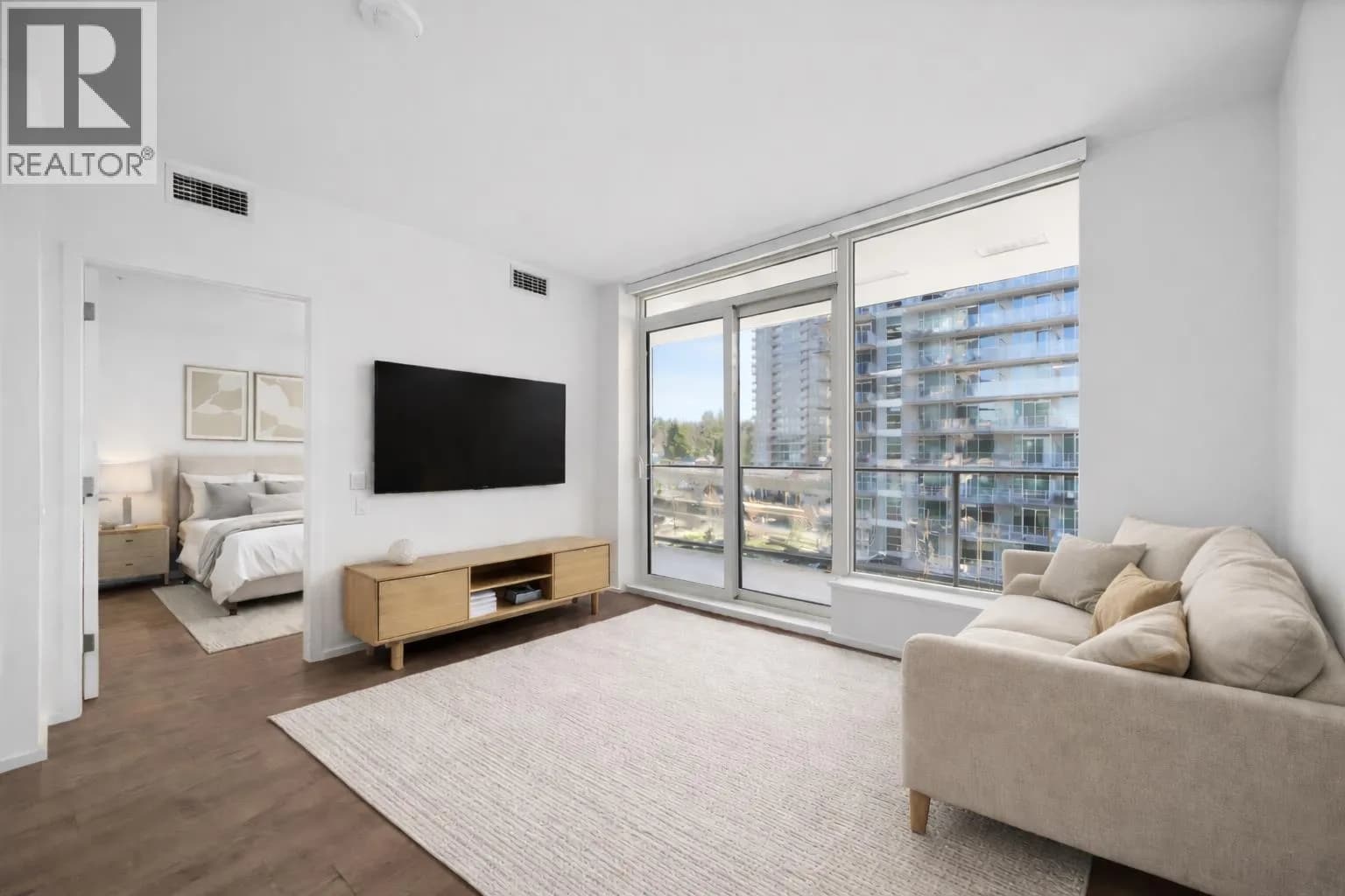 #608 3809 EVERGREEN PLACE, Burnaby, BC photo 2