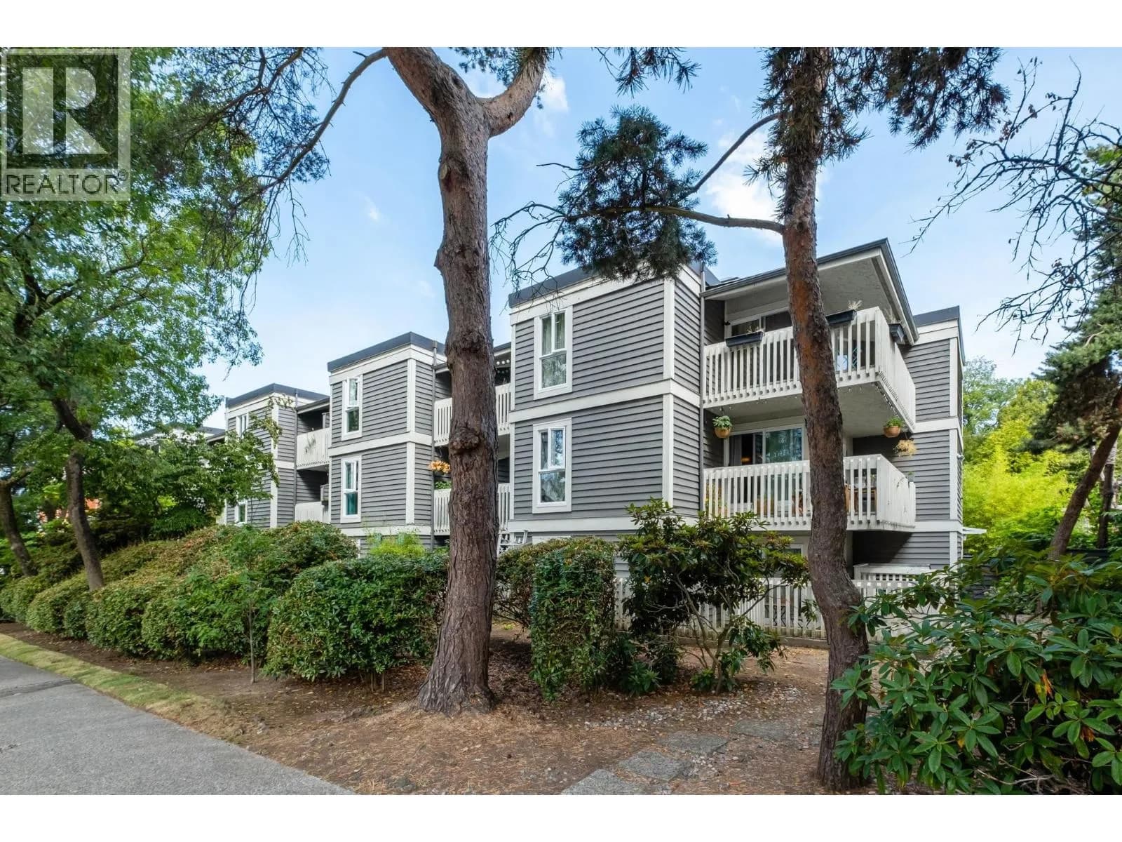 1545 E 2ND AVENUE, Vancouver