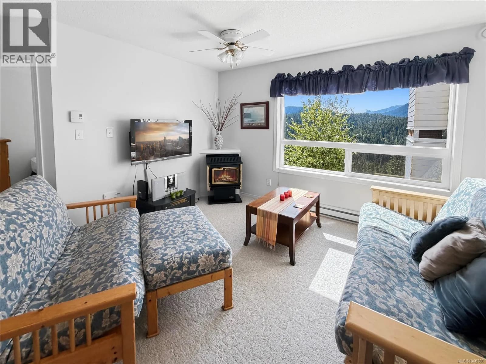 #310 1105 Henry Rd, Courtenay, BC photo 4