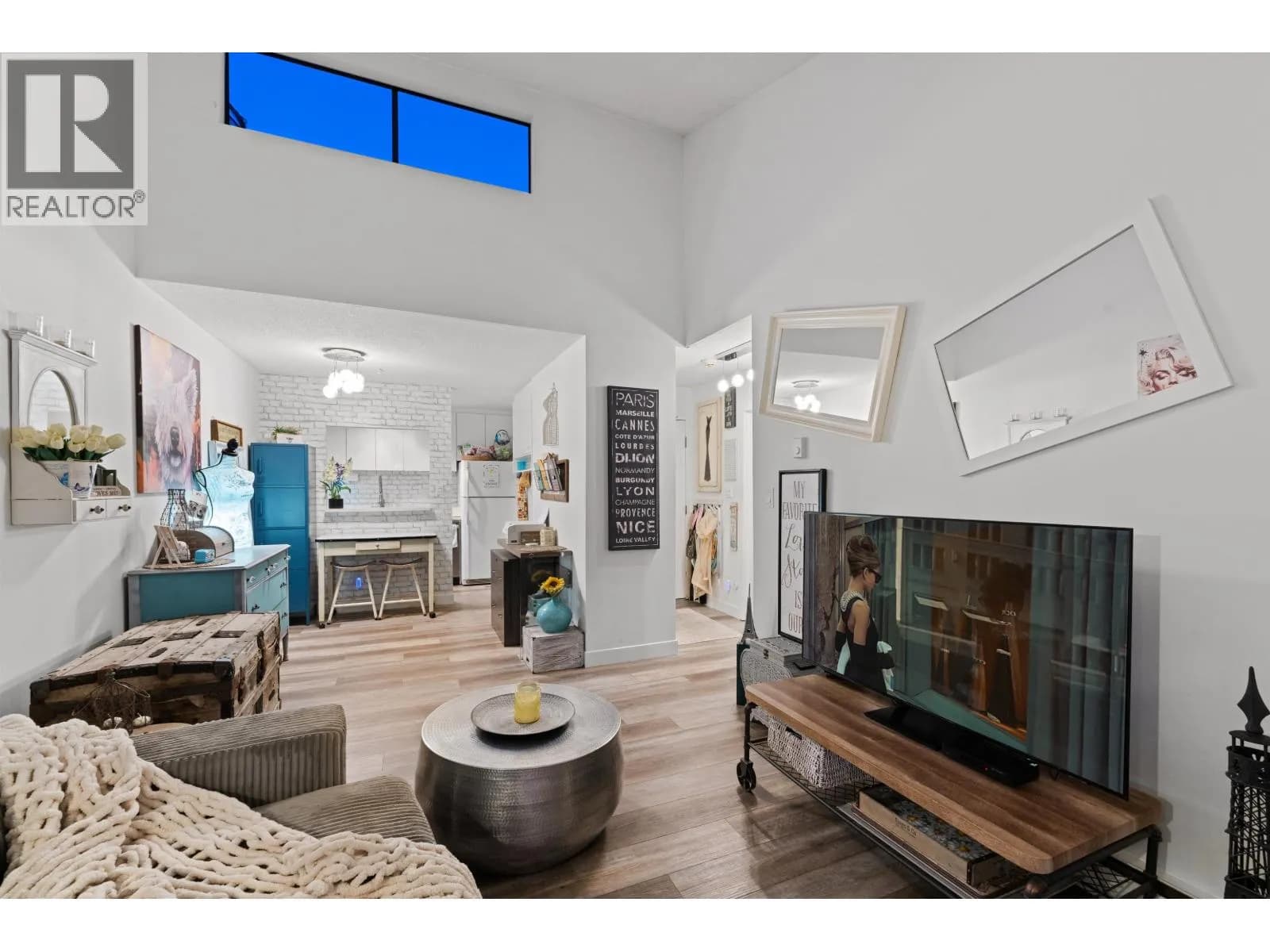 2173 W 6 AVENUE, Vancouver