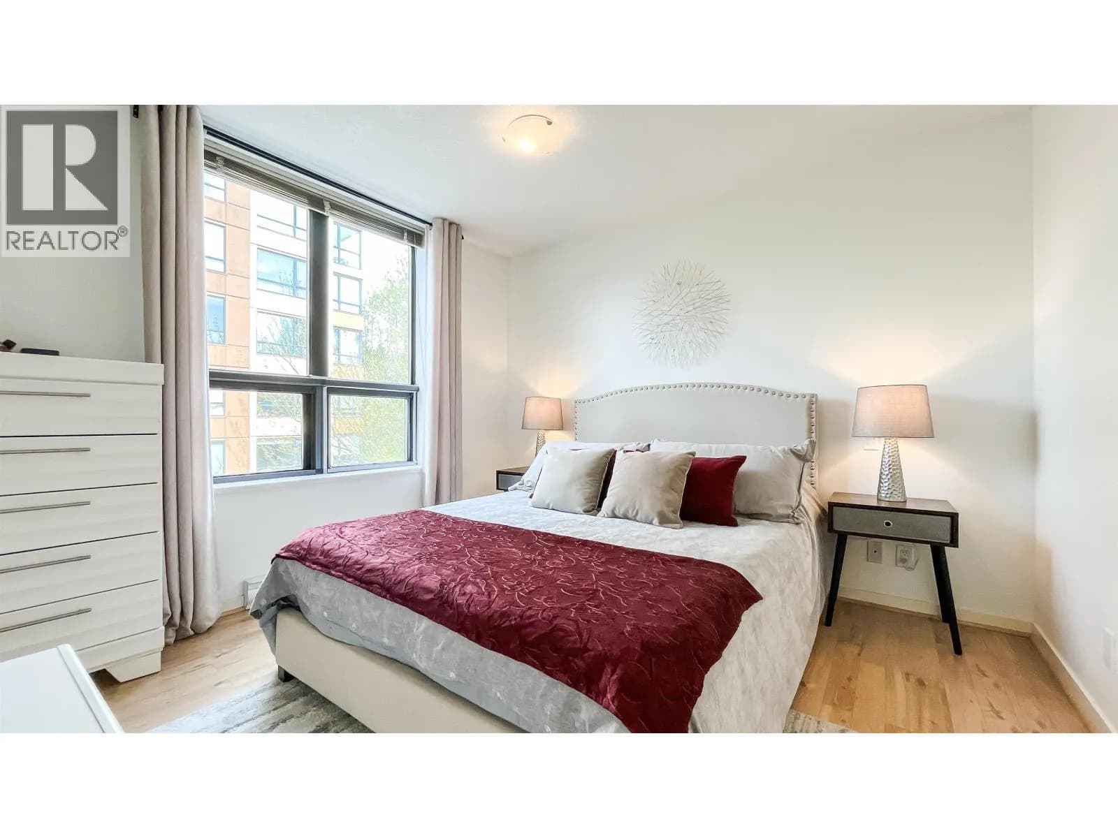 #305 3638 VANNESS AVENUE, Vancouver, BC photo 4