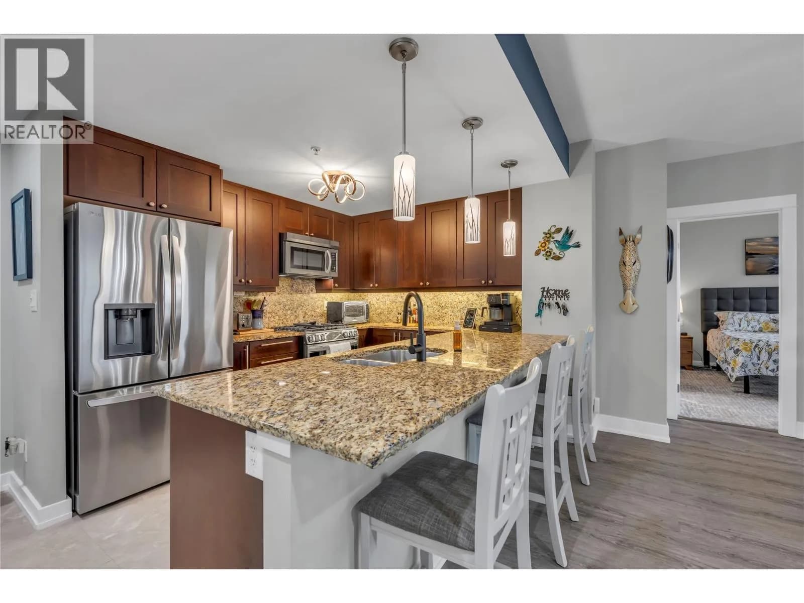 #1103 75 Martin Street, Penticton, BC photo 4