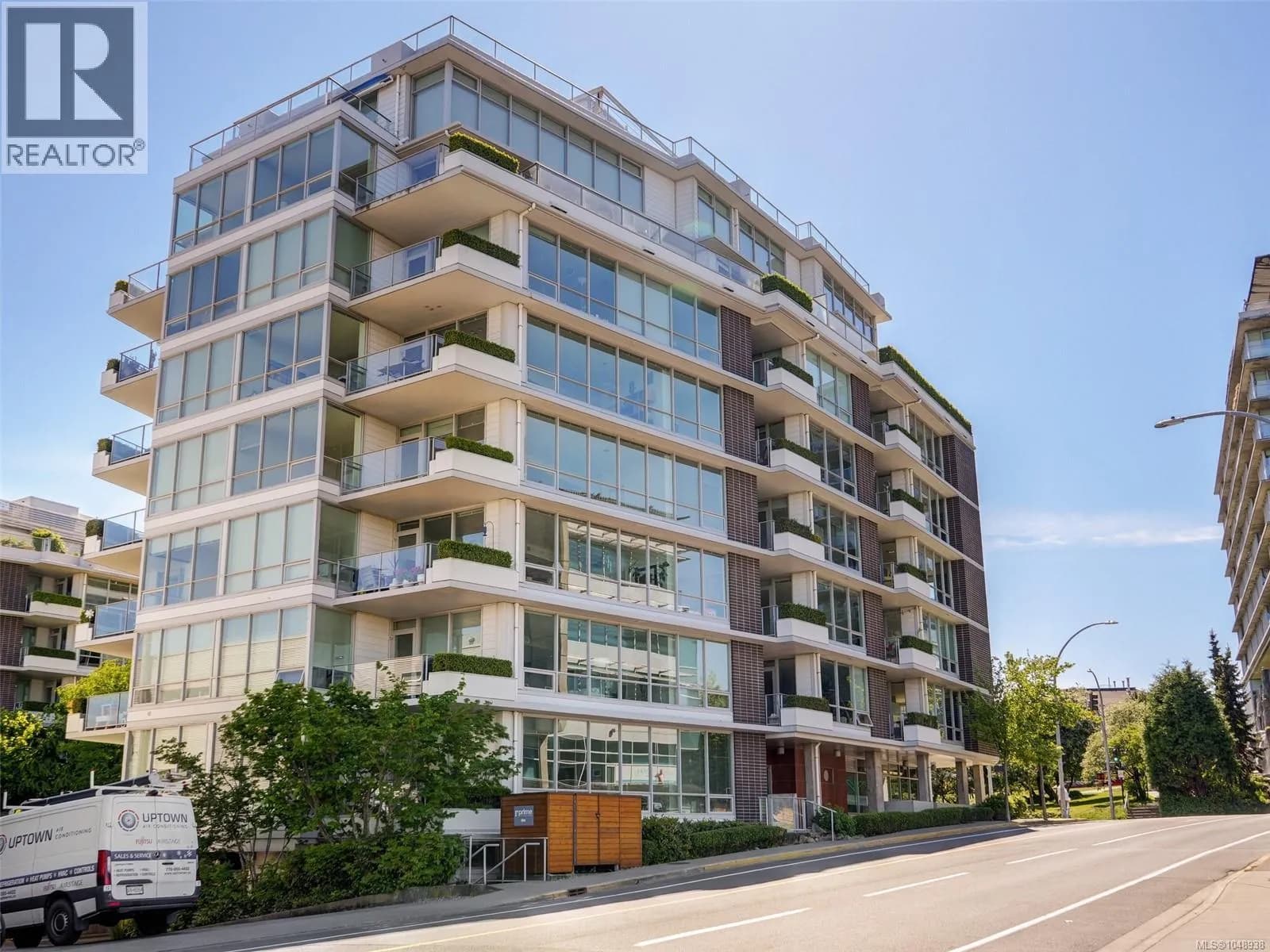 399 Tyee Rd, Victoria