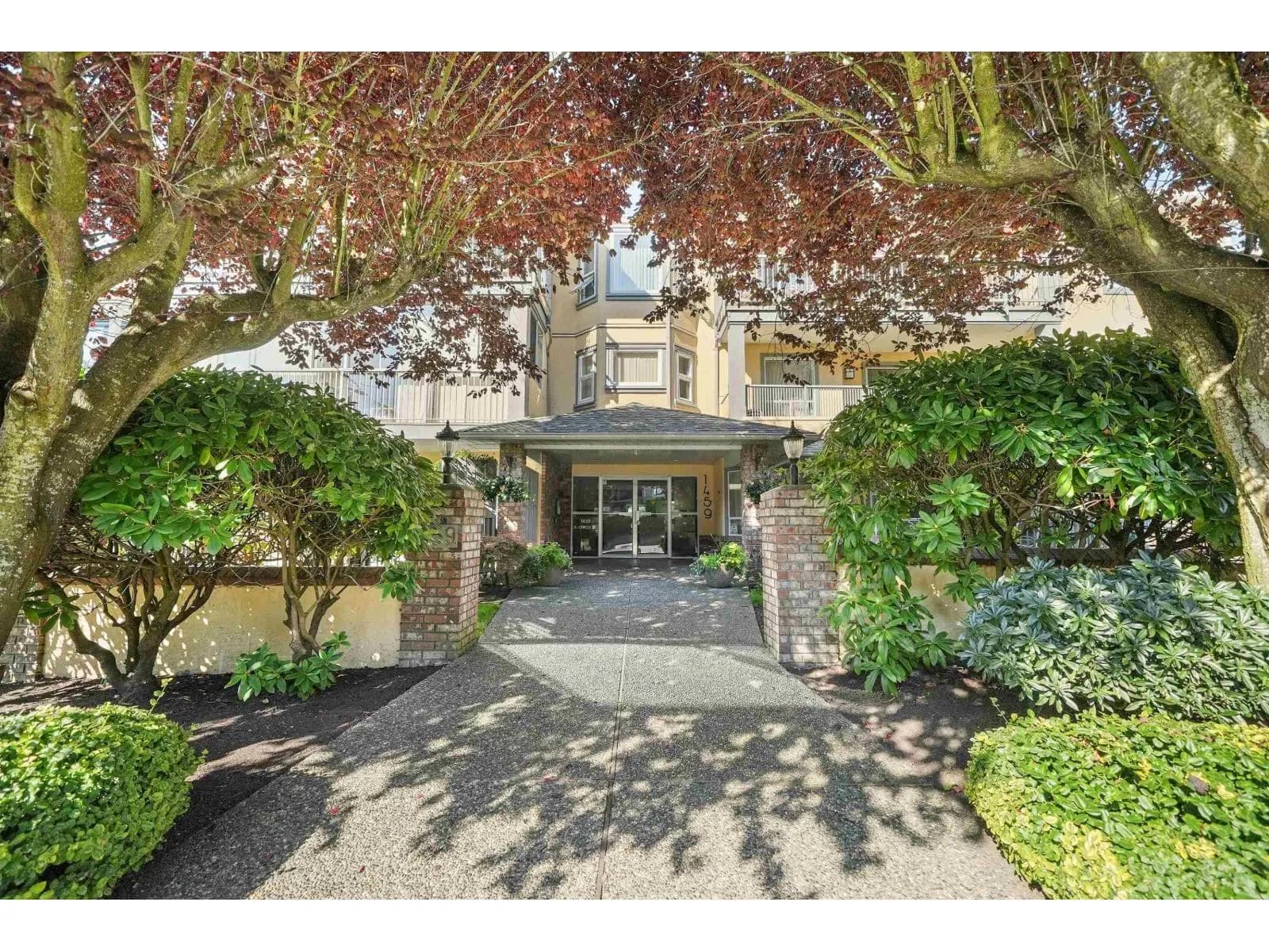 #307 1459 BLACKWOOD STREET, White Rock, BC photo 3