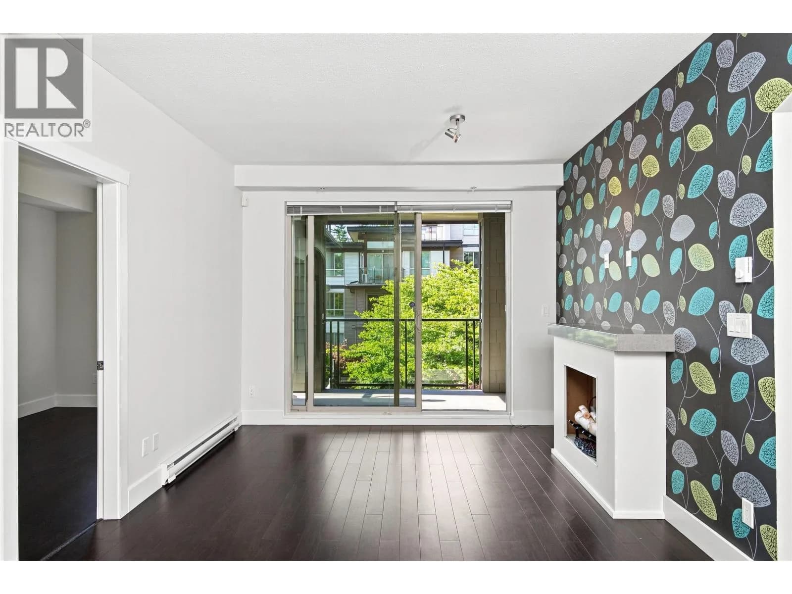 #407 7478 BYRNEPARK WALK, Burnaby, BC photo 2