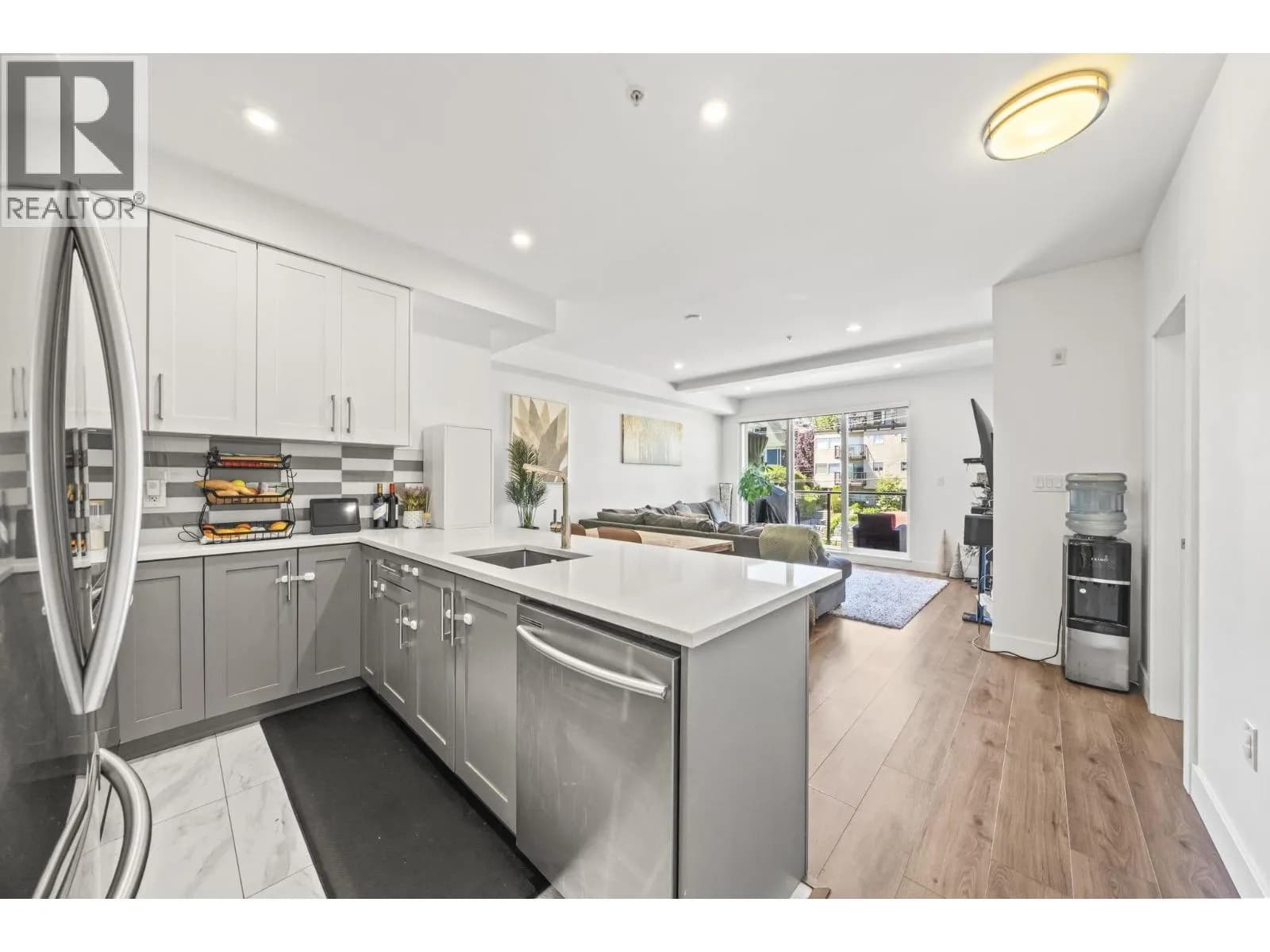 #507 218 CARNARVON STREET, New Westminster, BC photo 2