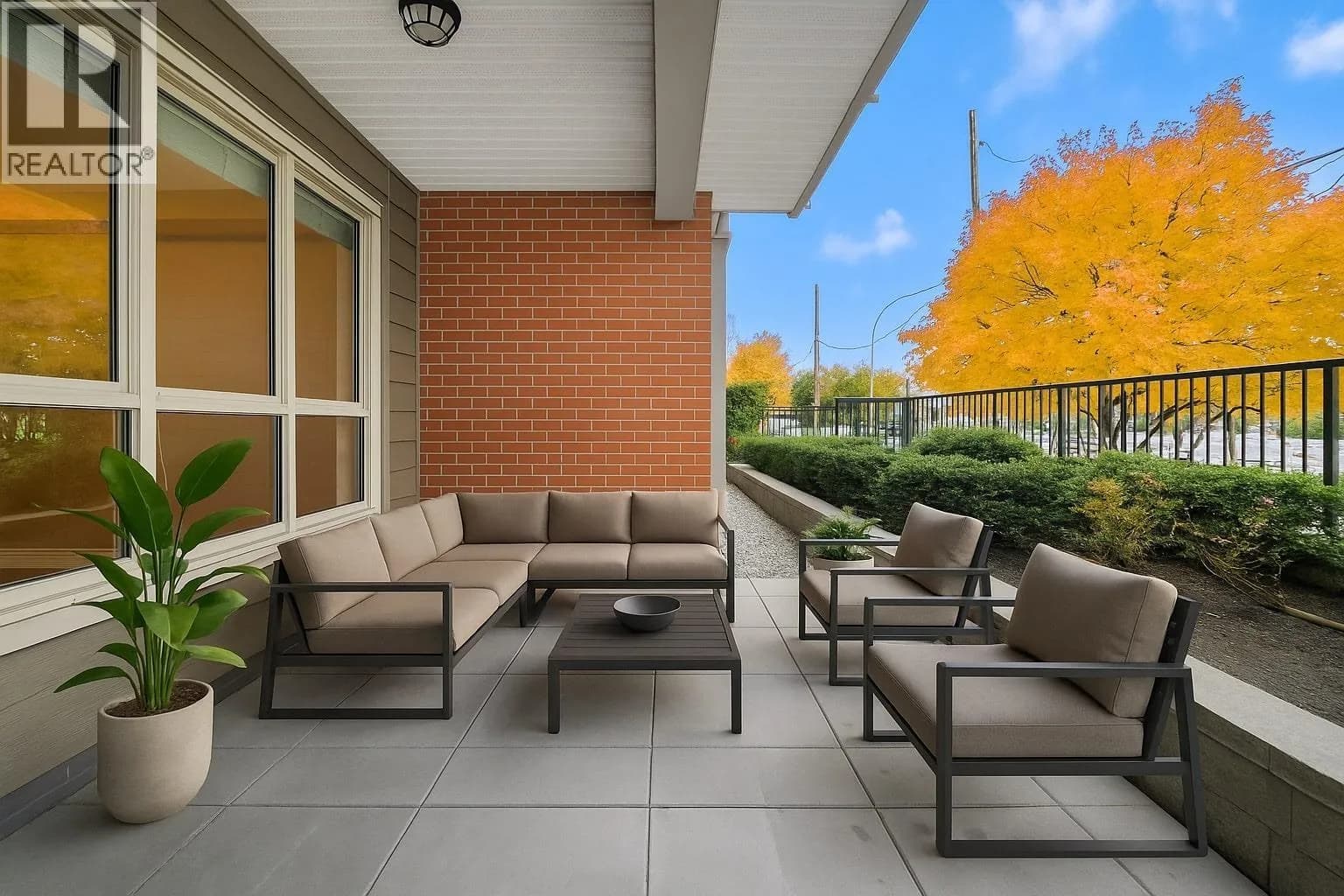 #102 2288 WELCHER AVENUE, Port Coquitlam, BC photo 4