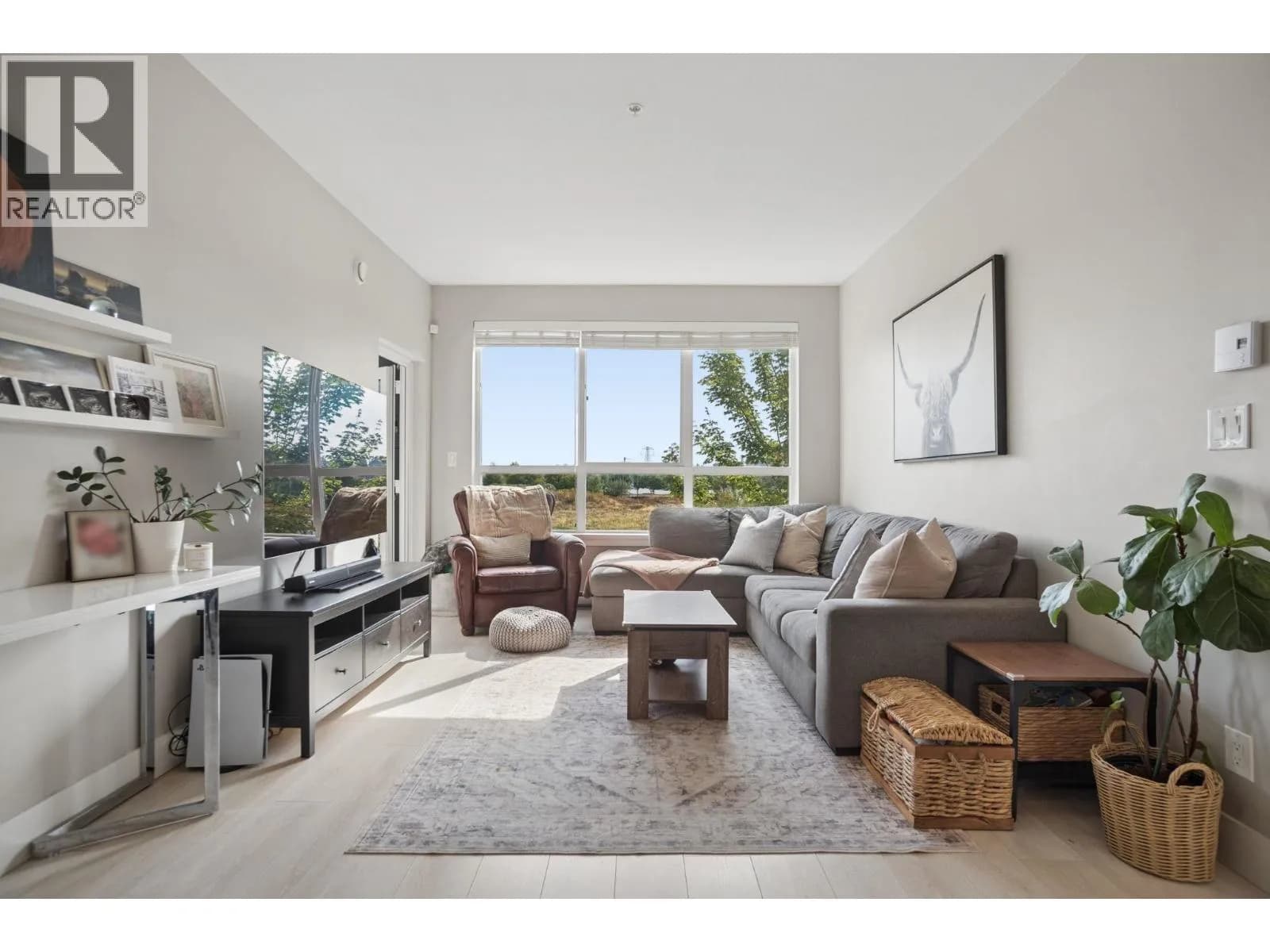 4690 HAWK LANE, Tsawwassen